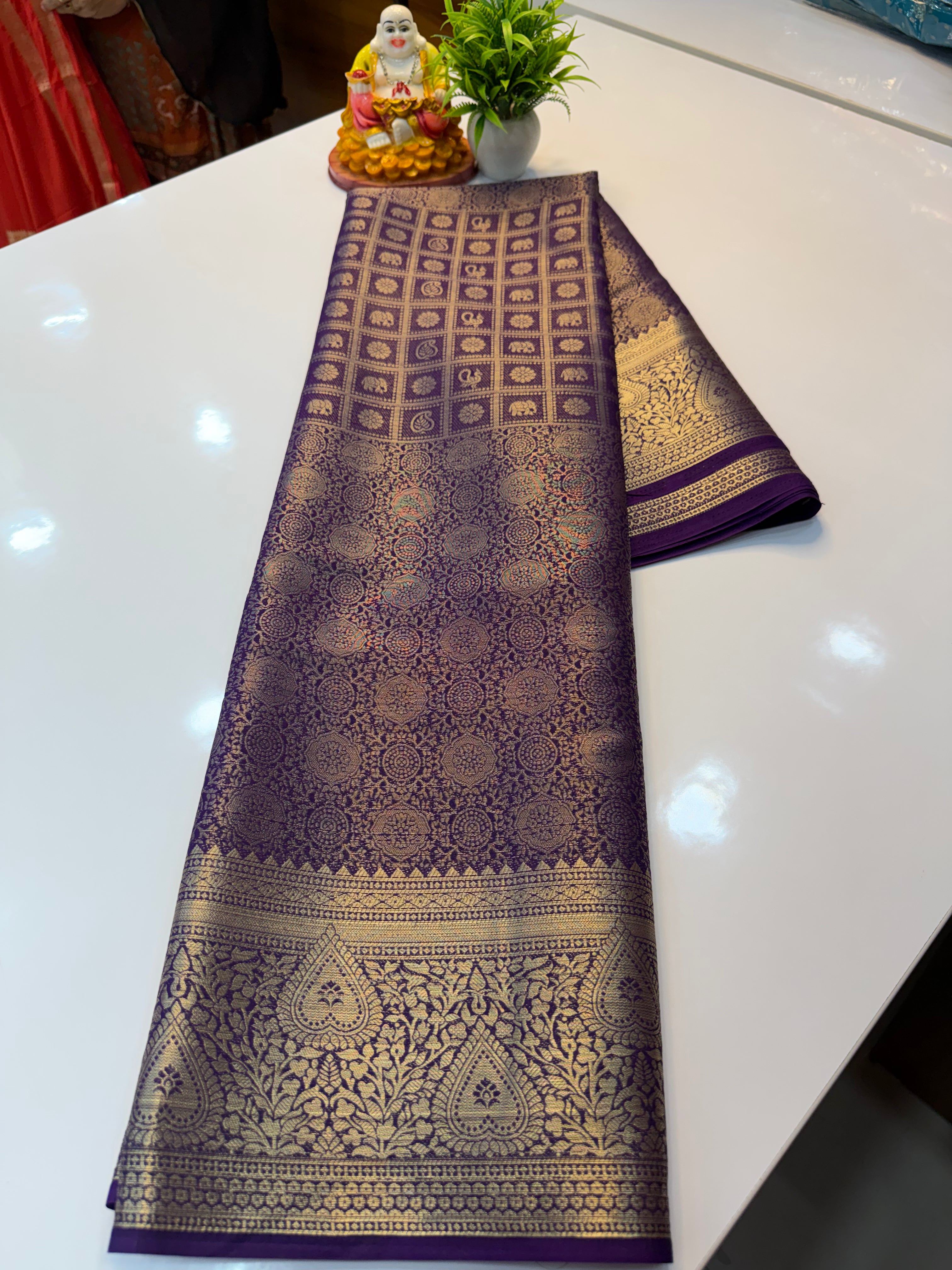 Premium Chiffon Saree with Brocade, Peacock Design, Rich Pallu & Brocade Blouse…
