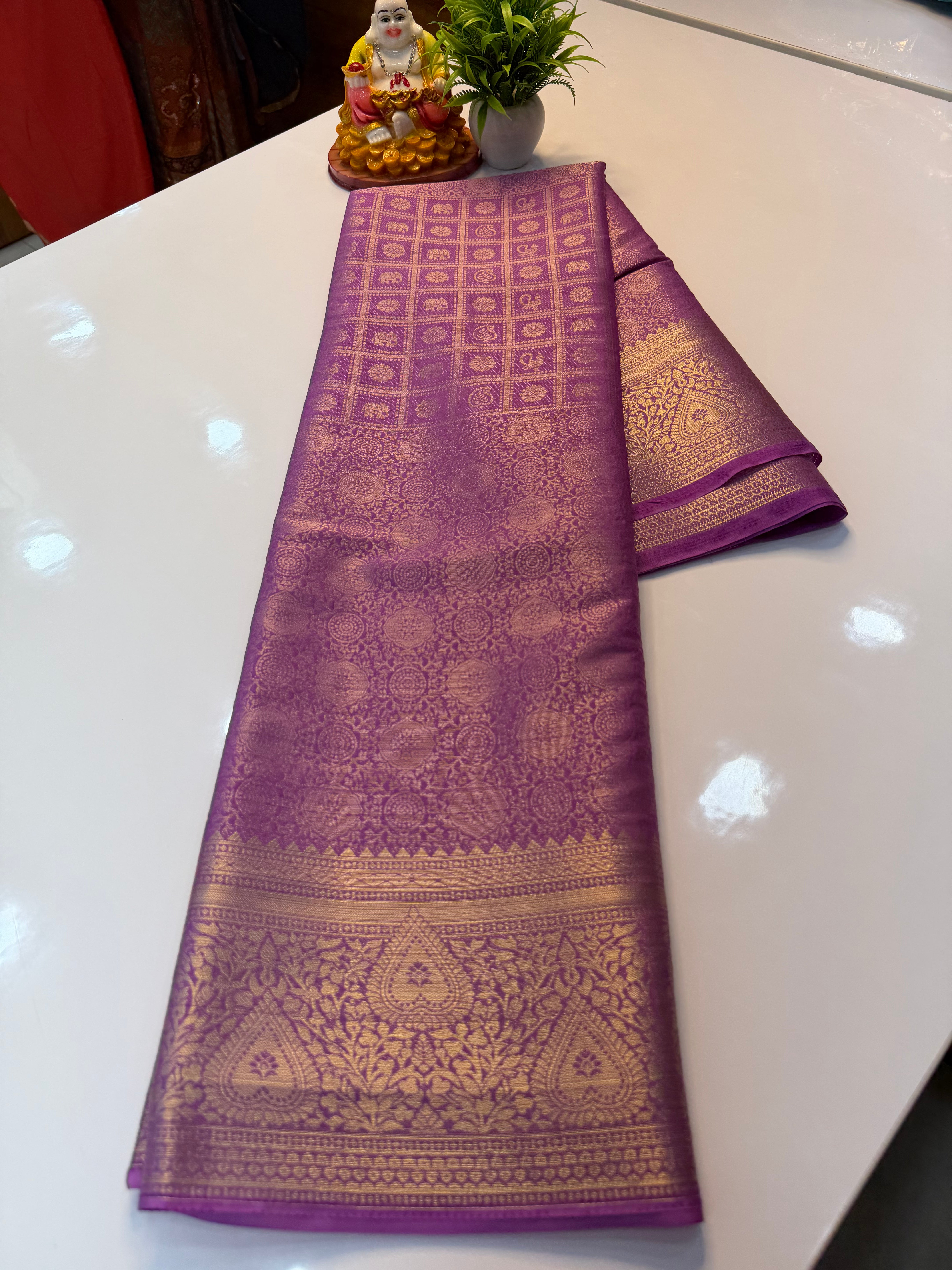 Premium Chiffon Saree with Brocade, Peacock Design, Rich Pallu & Brocade Blouse…