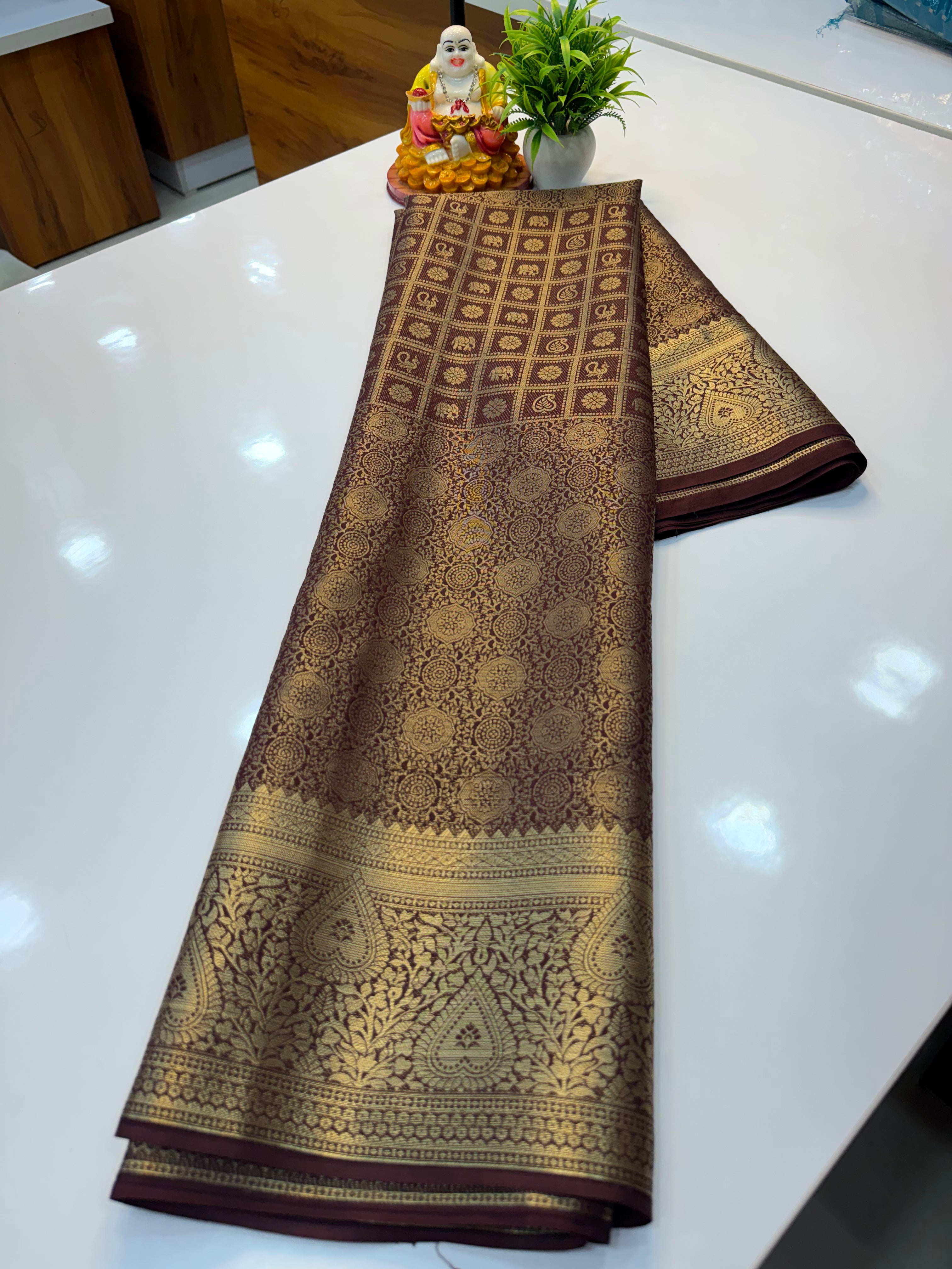 Premium Chiffon Saree with Brocade, Peacock Design, Rich Pallu & Brocade Blouse…