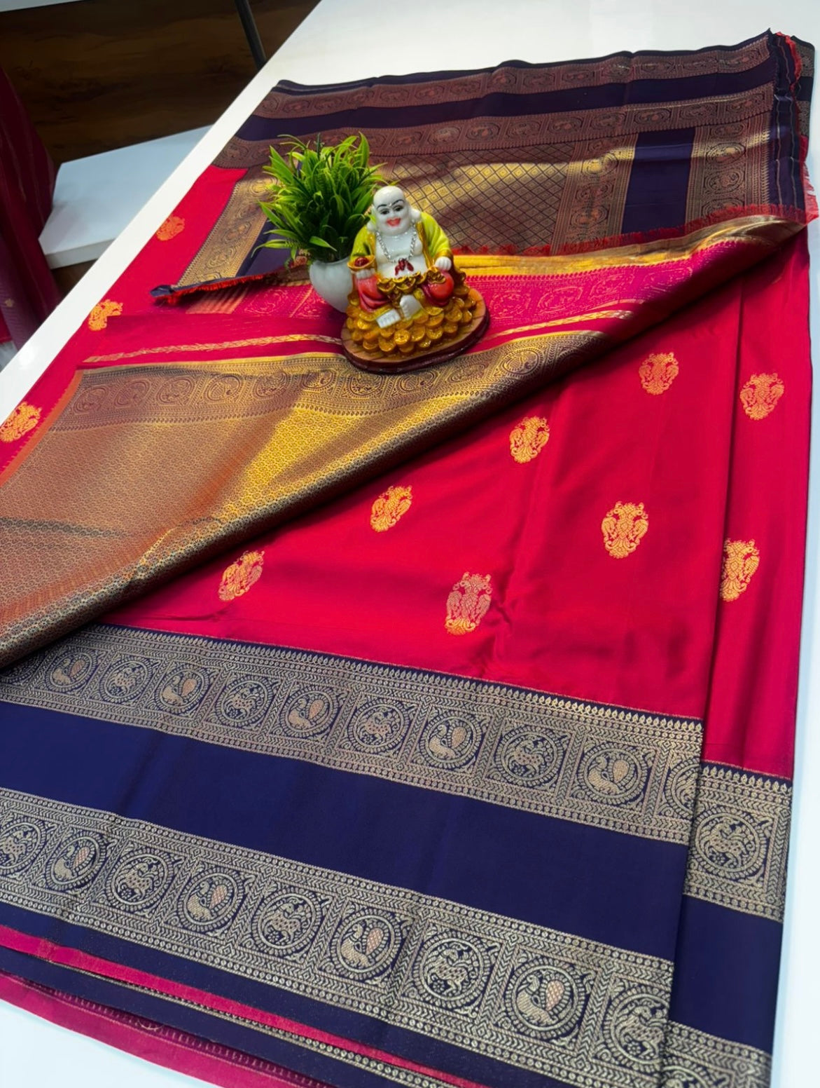 🦚 Premium Semi Silk Saree with Ganda Berunda Design & Rich Pallu 🦚