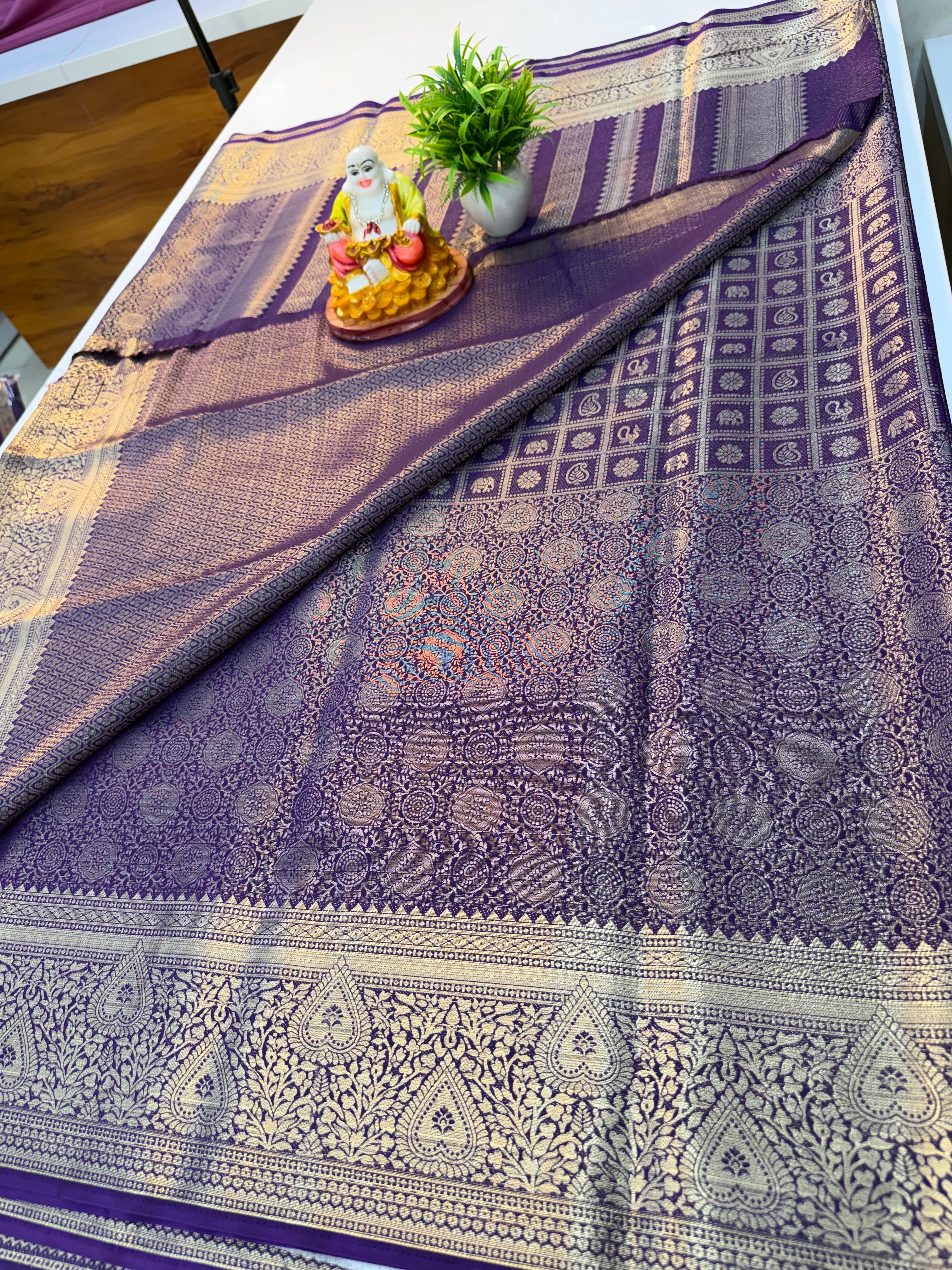 Premium Chiffon Saree with Brocade, Peacock Design, Rich Pallu & Brocade Blouse…
