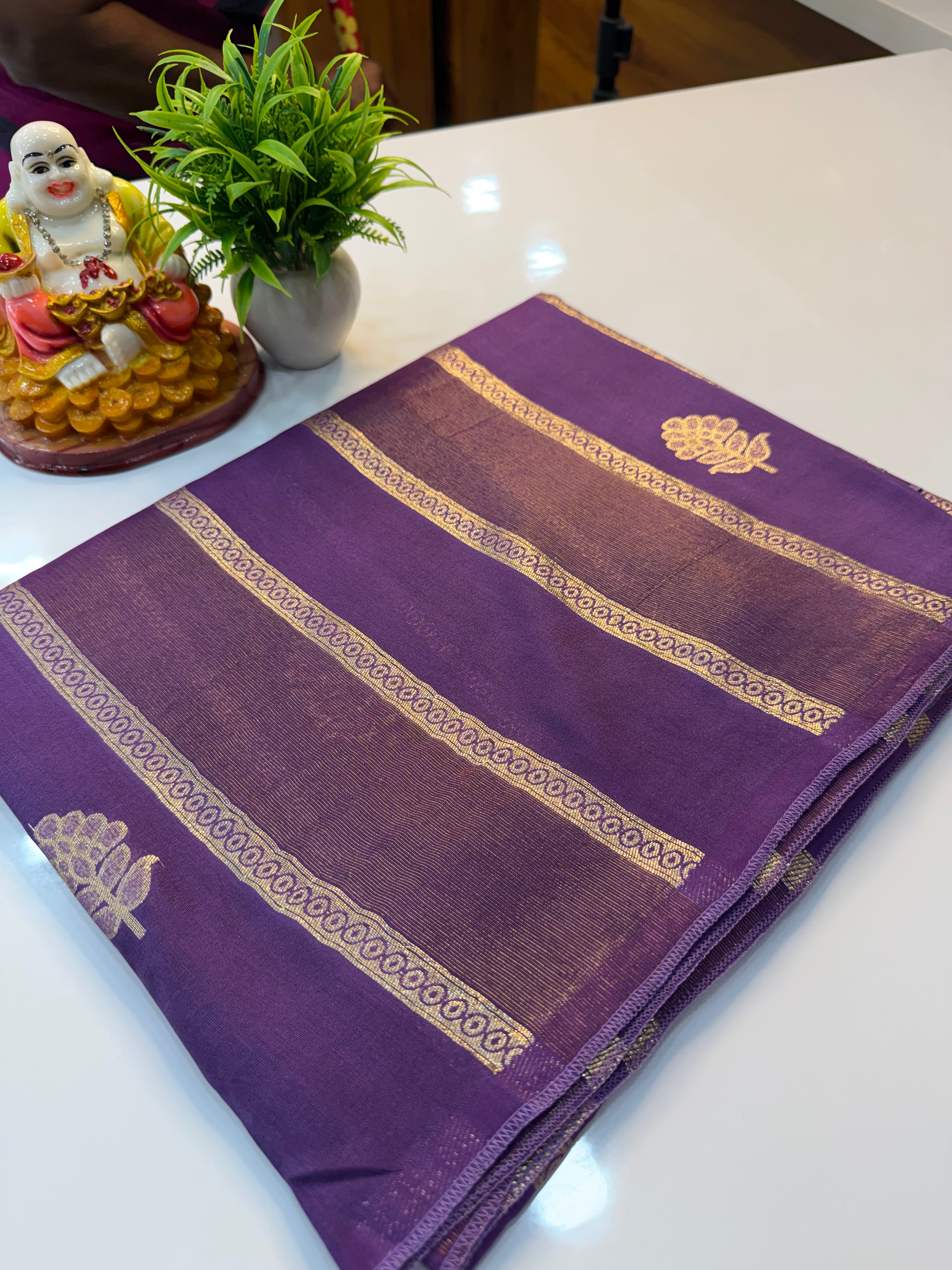 Premium Semi Viscose Saree with Rich Pallu & Butta Blouse…