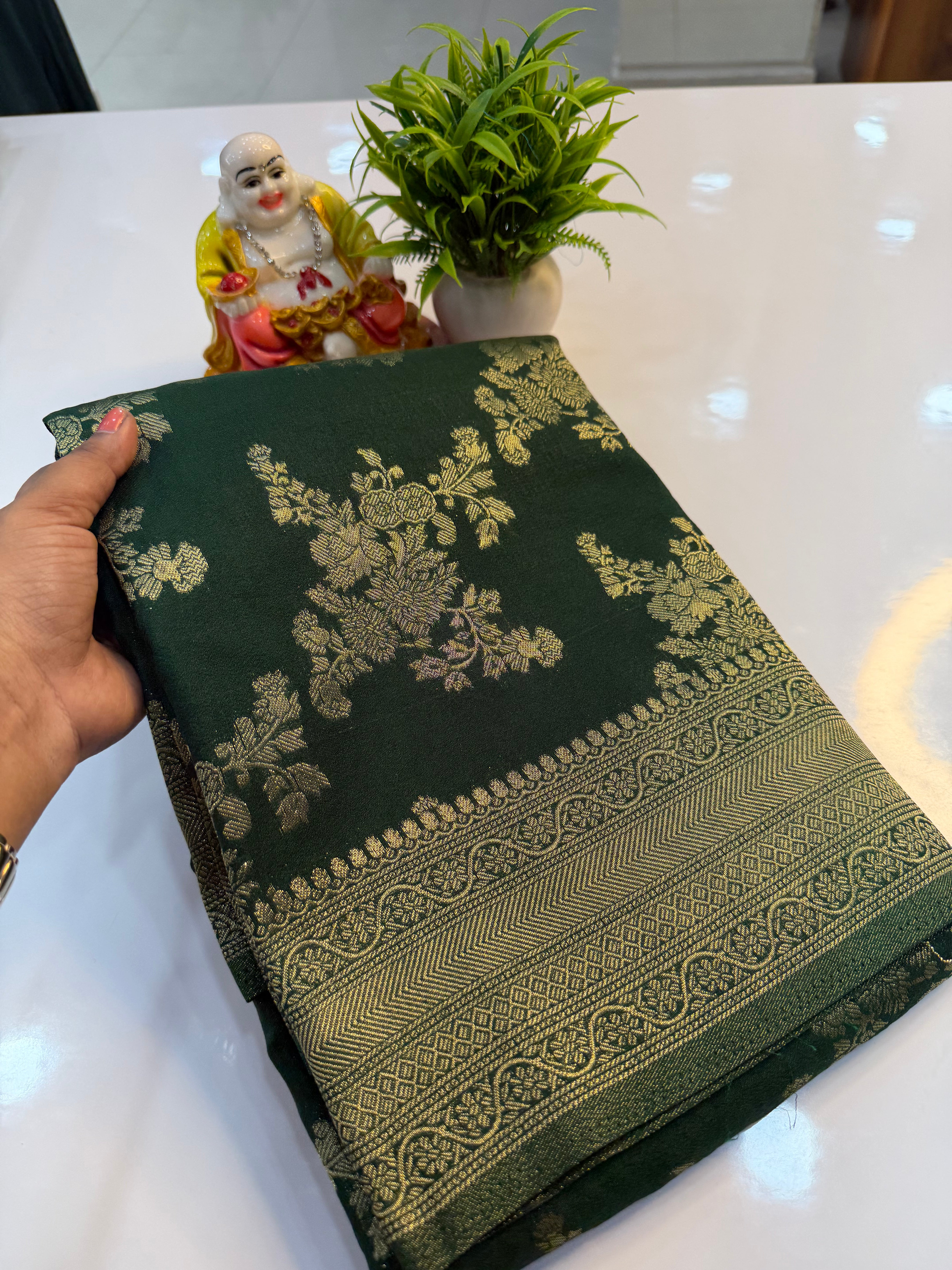 Jaal Pattern Georgette Saree with Rich Pallu &amp; Butta Blouse | Padmavathi Silks and Sarees…