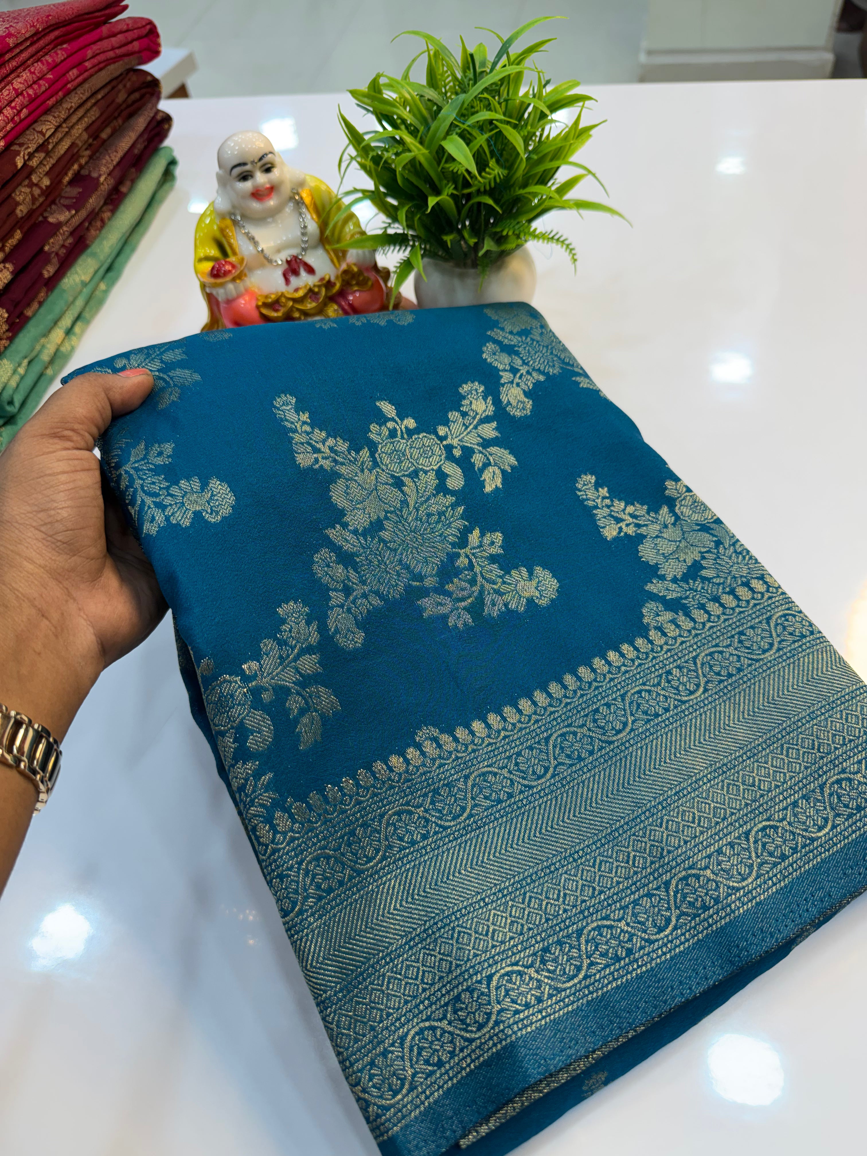 Jaal Pattern Georgette Saree with Rich Pallu &amp; Butta Blouse | Padmavathi Silks and Sare….