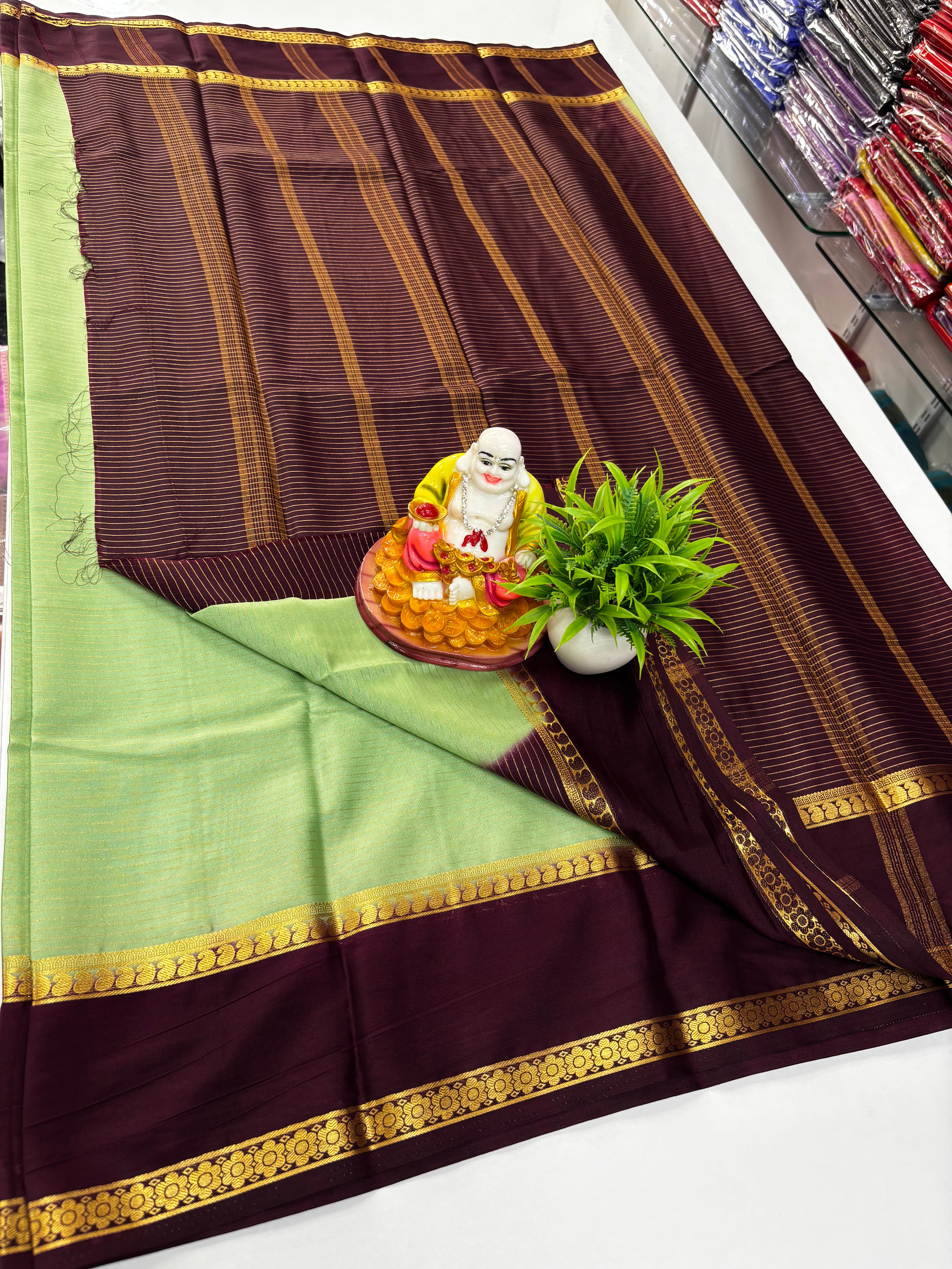 Mysore Crepe Silk Saree with Mango Bentex Border & Stripes Pattern