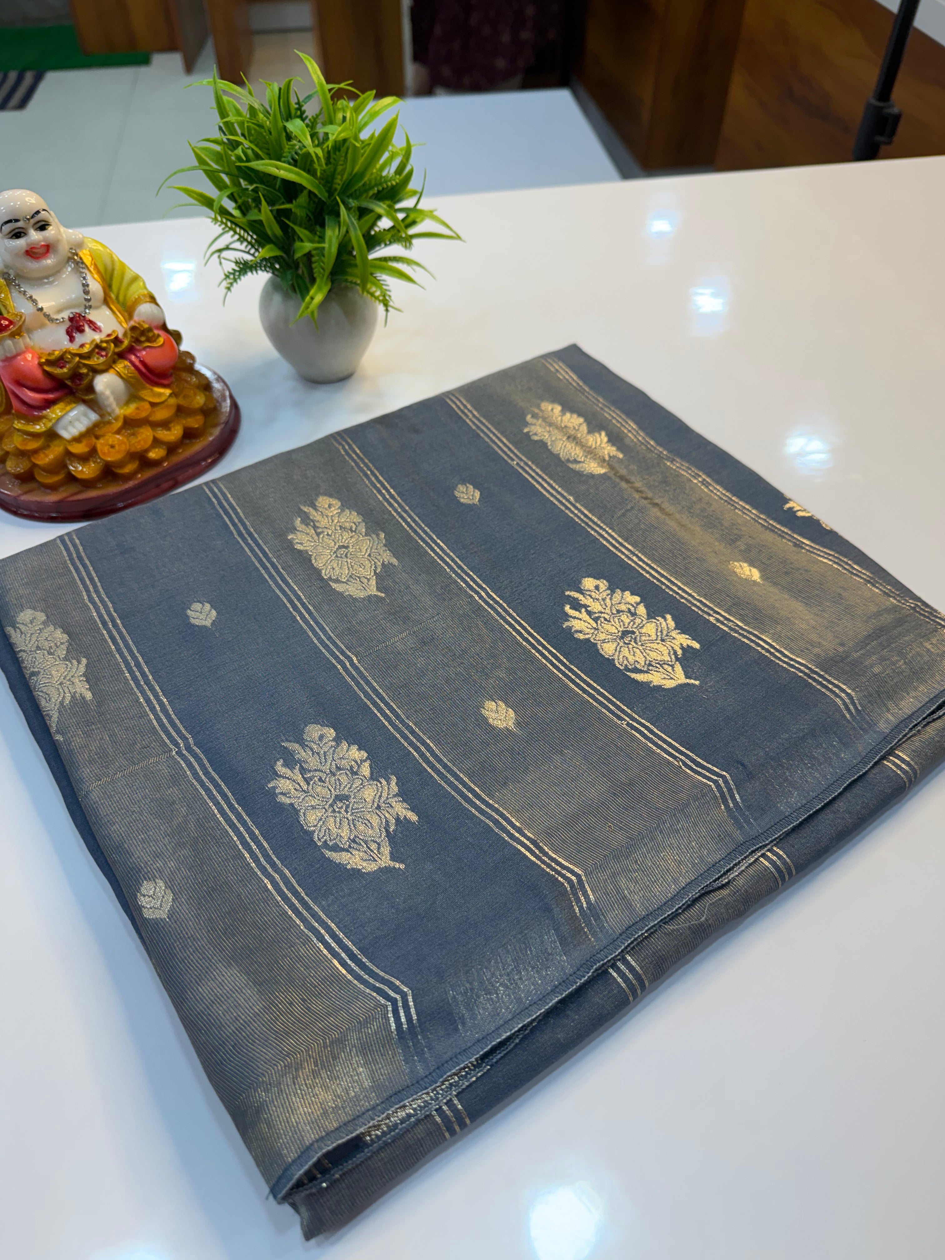 Semi Viscose Saree with Beautiful Floral Design | Rich Pallu & Butta Blouse…