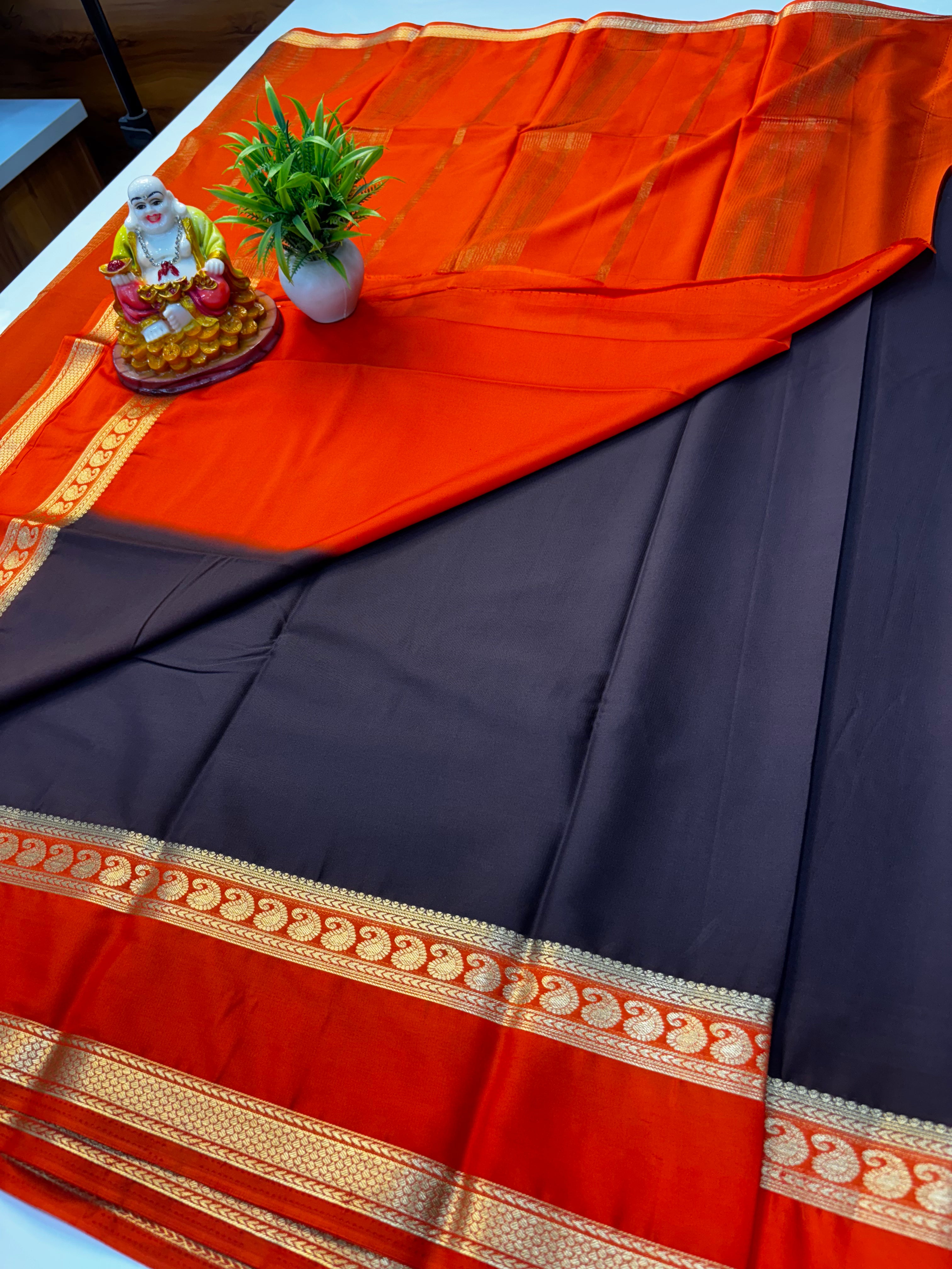 Mysore Crepe Silk Saree with Mango Bentex Border