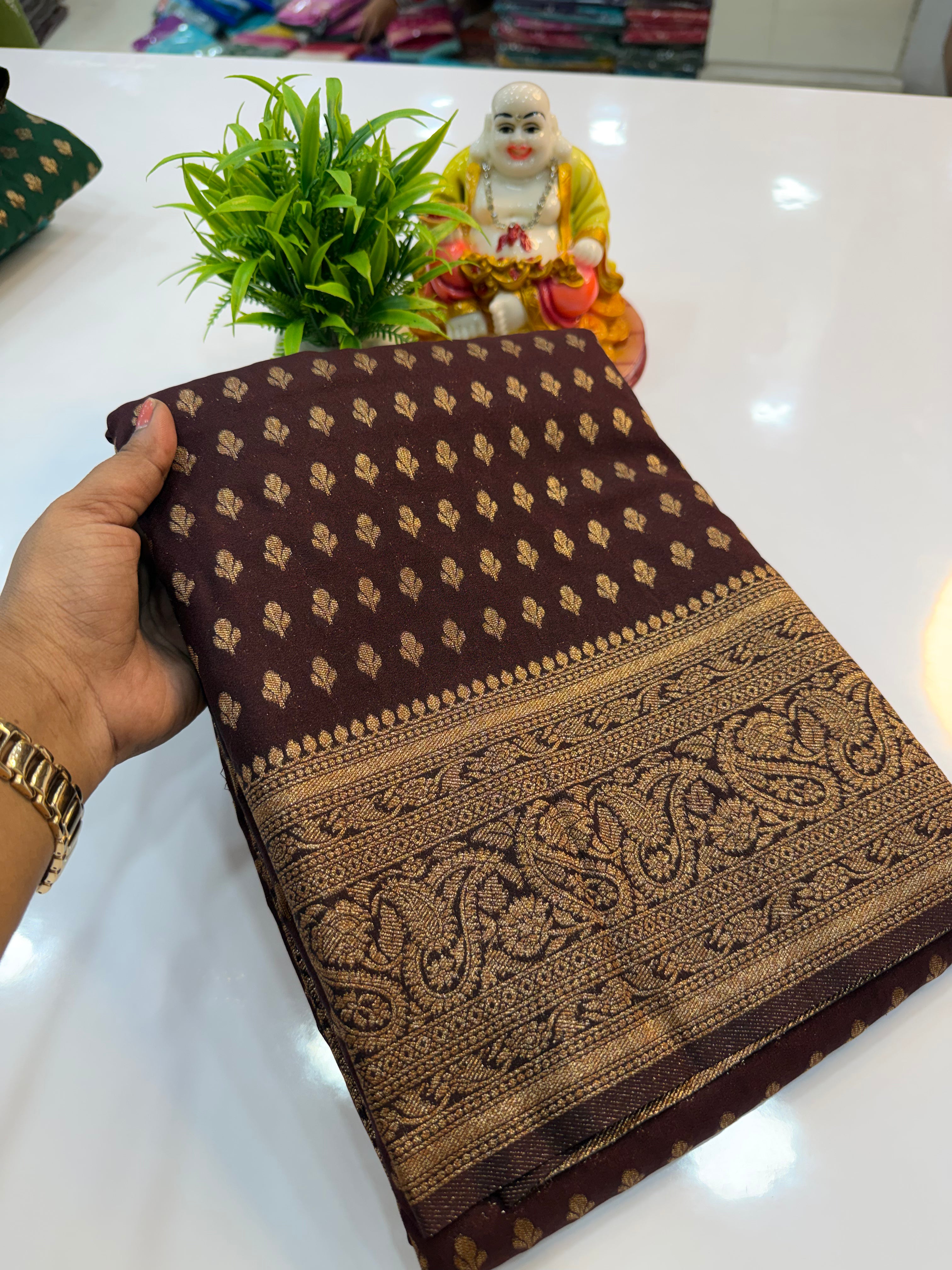 Premium Khaddi Georgette Saree with Buttas & Rich Pallu…