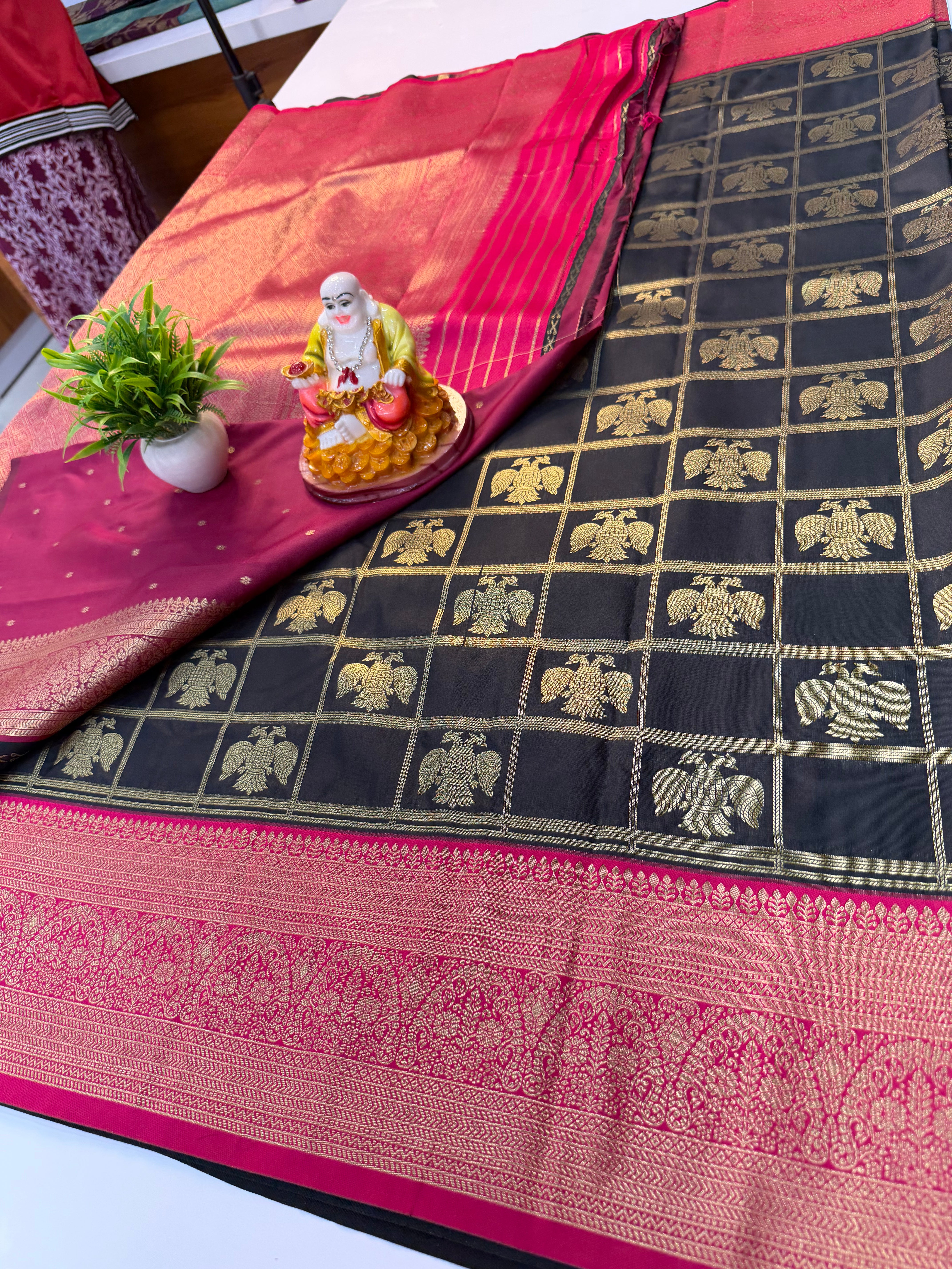 Ganda Berunda Design Saree with Rich Pallu & Butta Blouse…