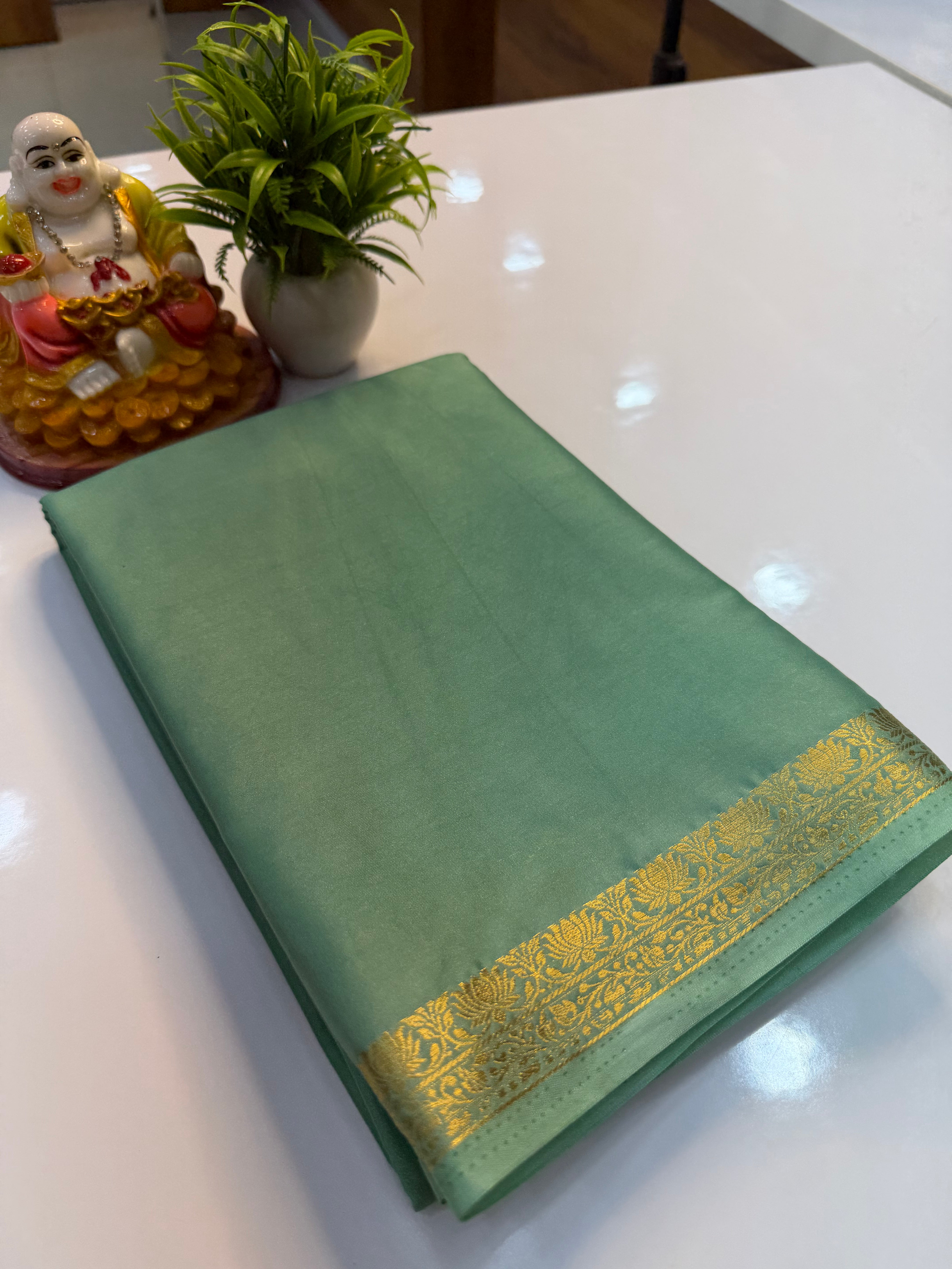 Mysore Crepe Silk Saree with Lotus Small Border & Chit Pallu…