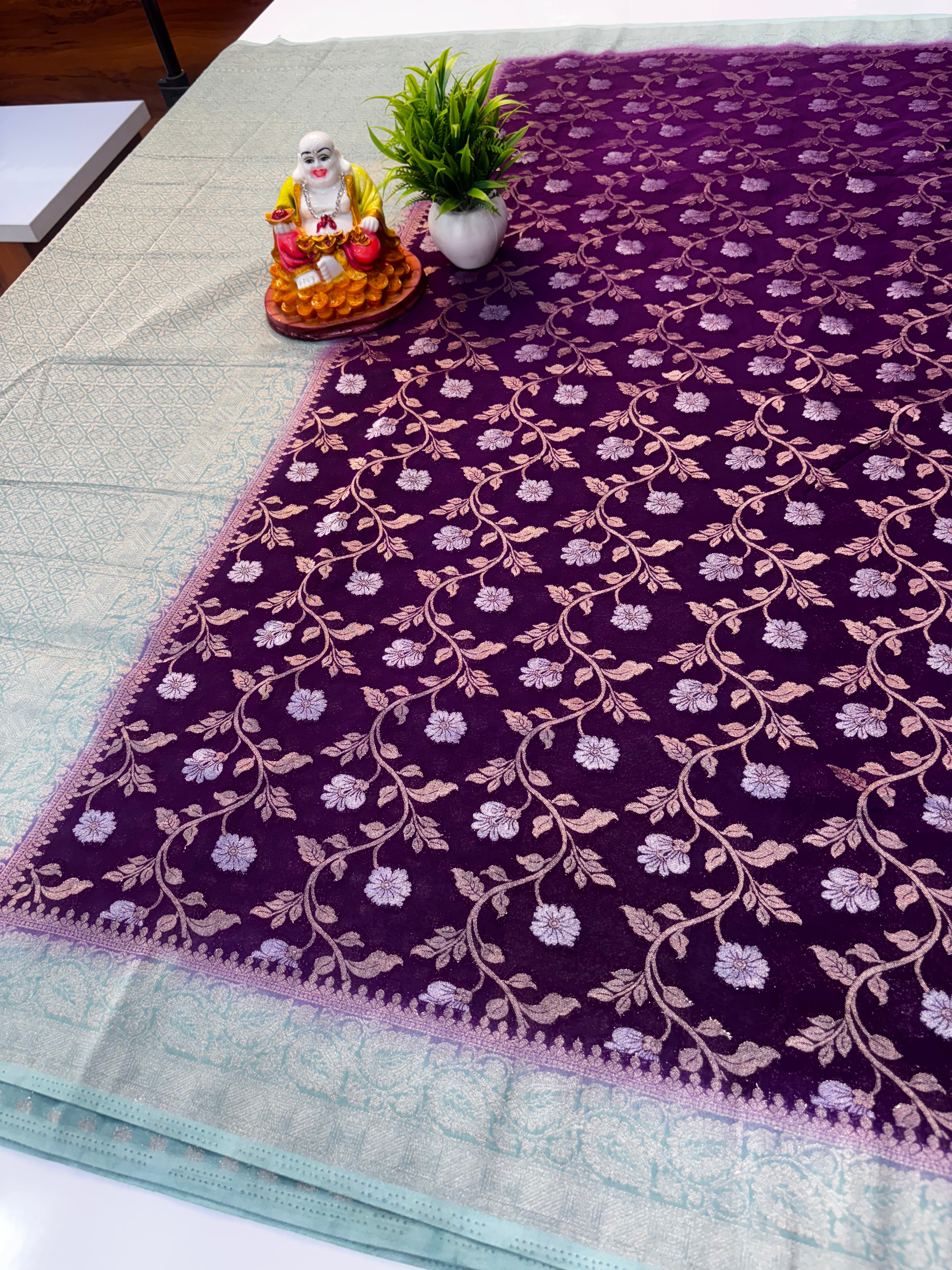 Premium Wrinkle Crepe Silk Saree with Jaal Pattern & Rich Pallu
