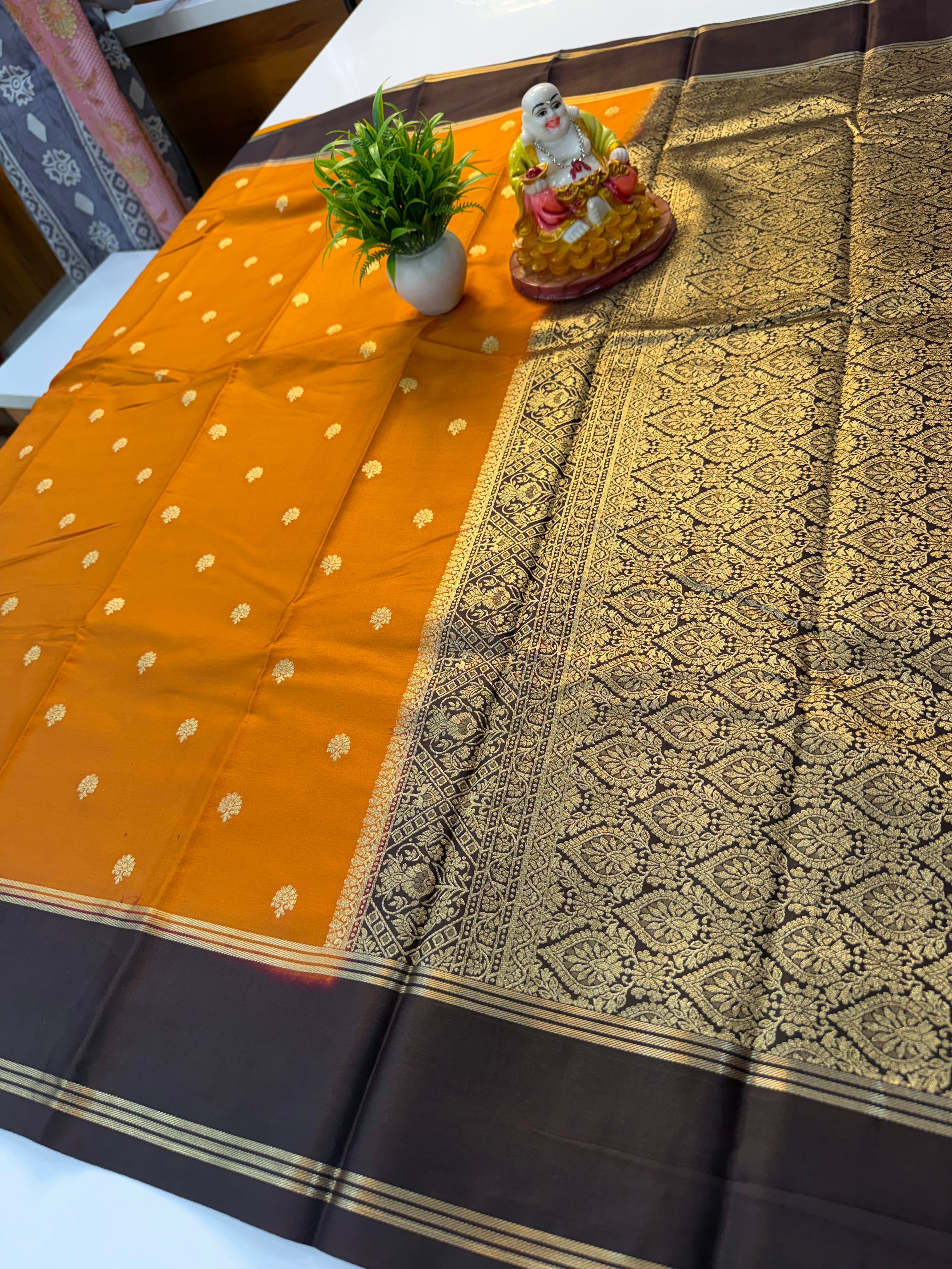 Premium Gajji Silk Saree with Rich Pallu & Butta Blouse…