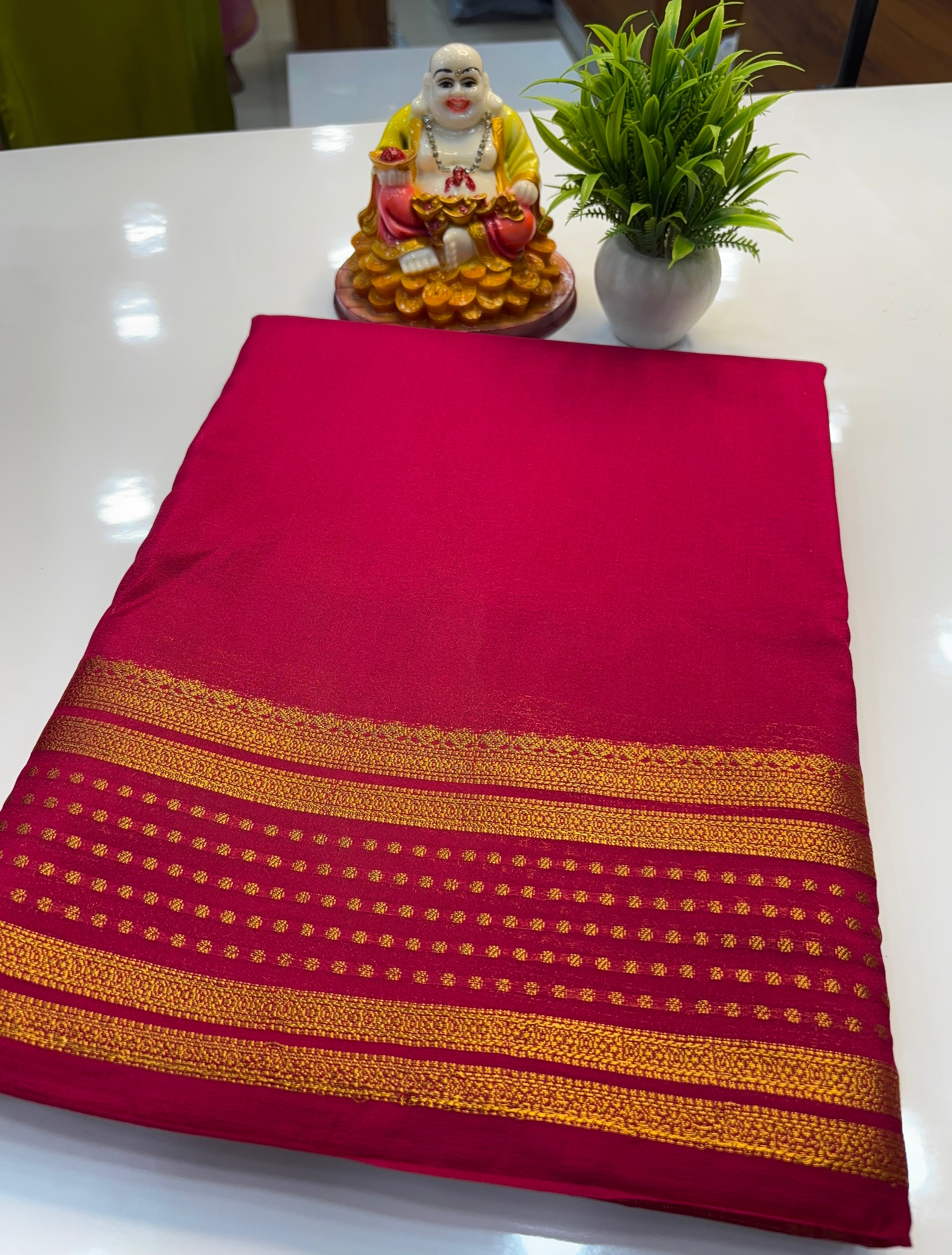 Mysore Crepe Silk Saree with Bindhi Border