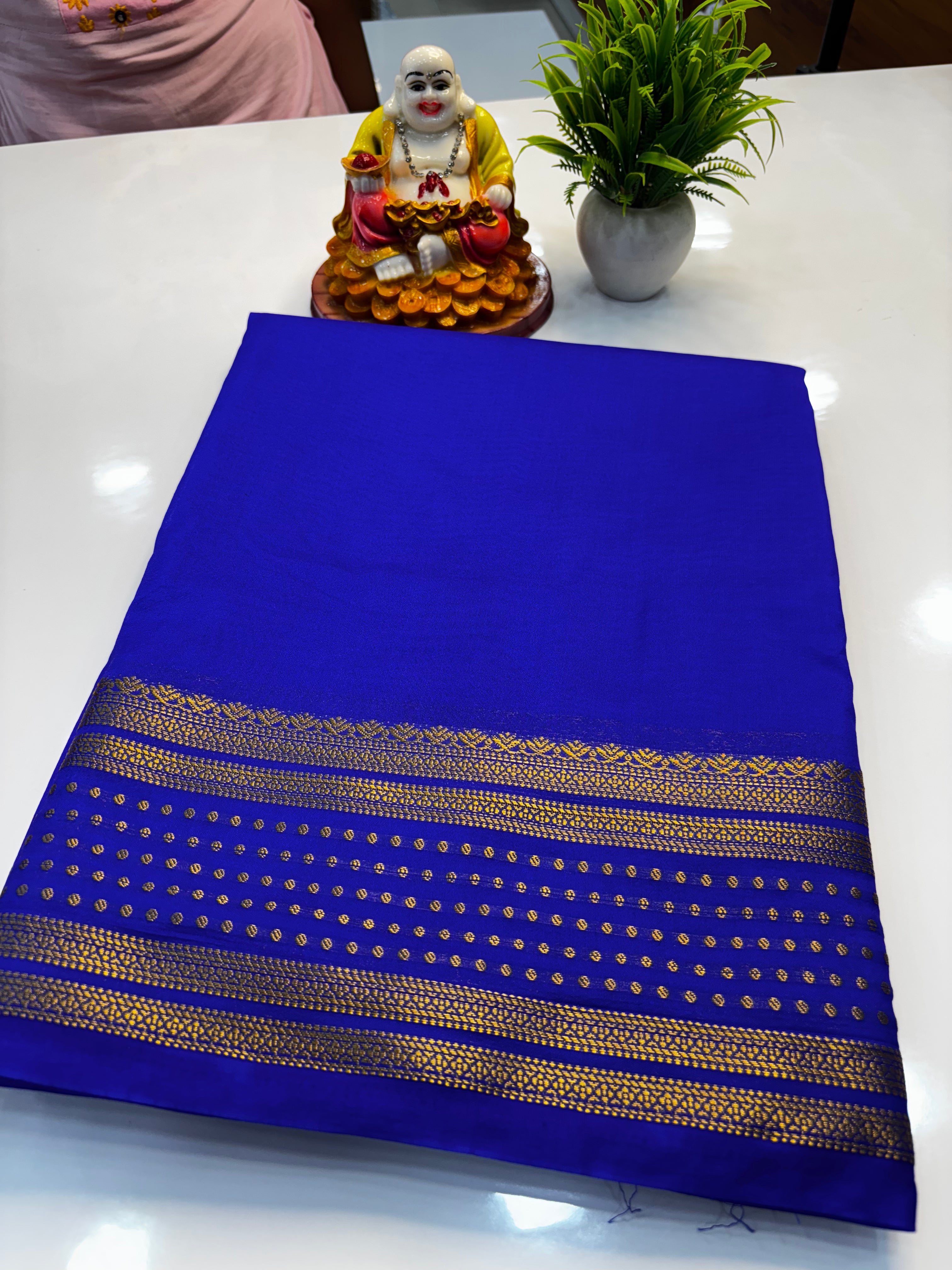 Mysore Crepe Silk Saree with Bindhi Border