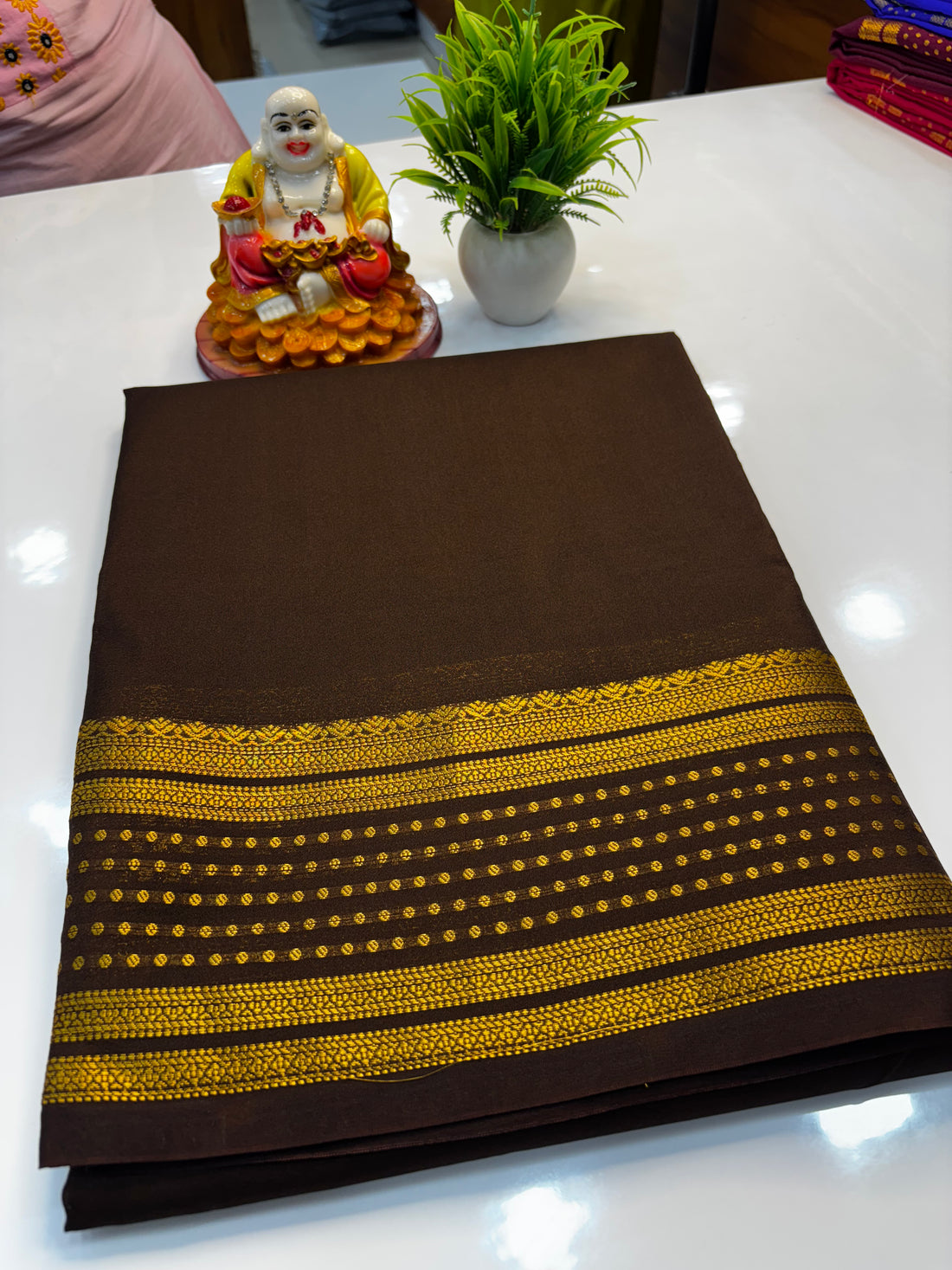 Mysore Crepe Silk Saree with Bindhi Border