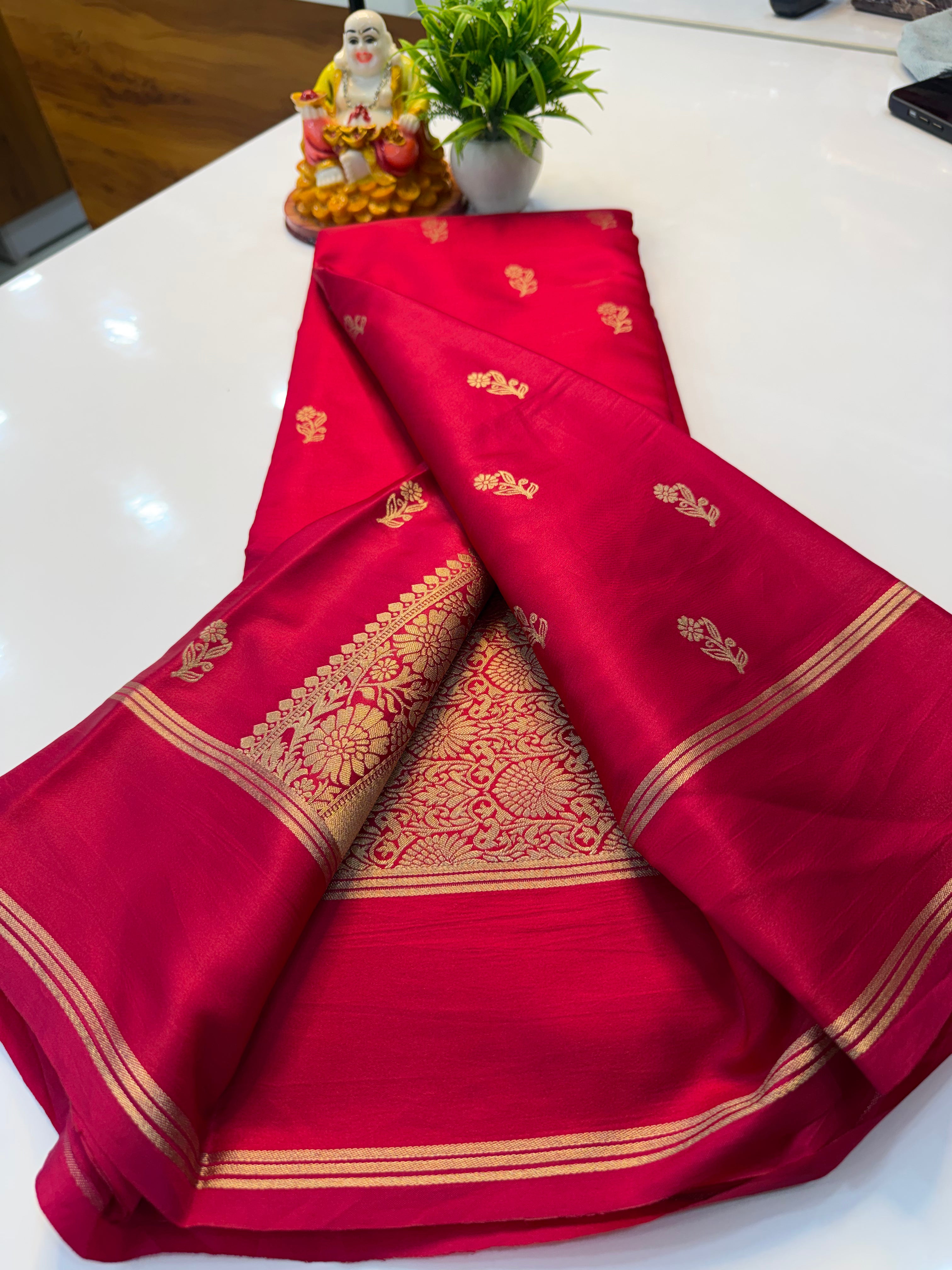 Premium Gajji Silk Saree with Buttas & Rich pallu ….
