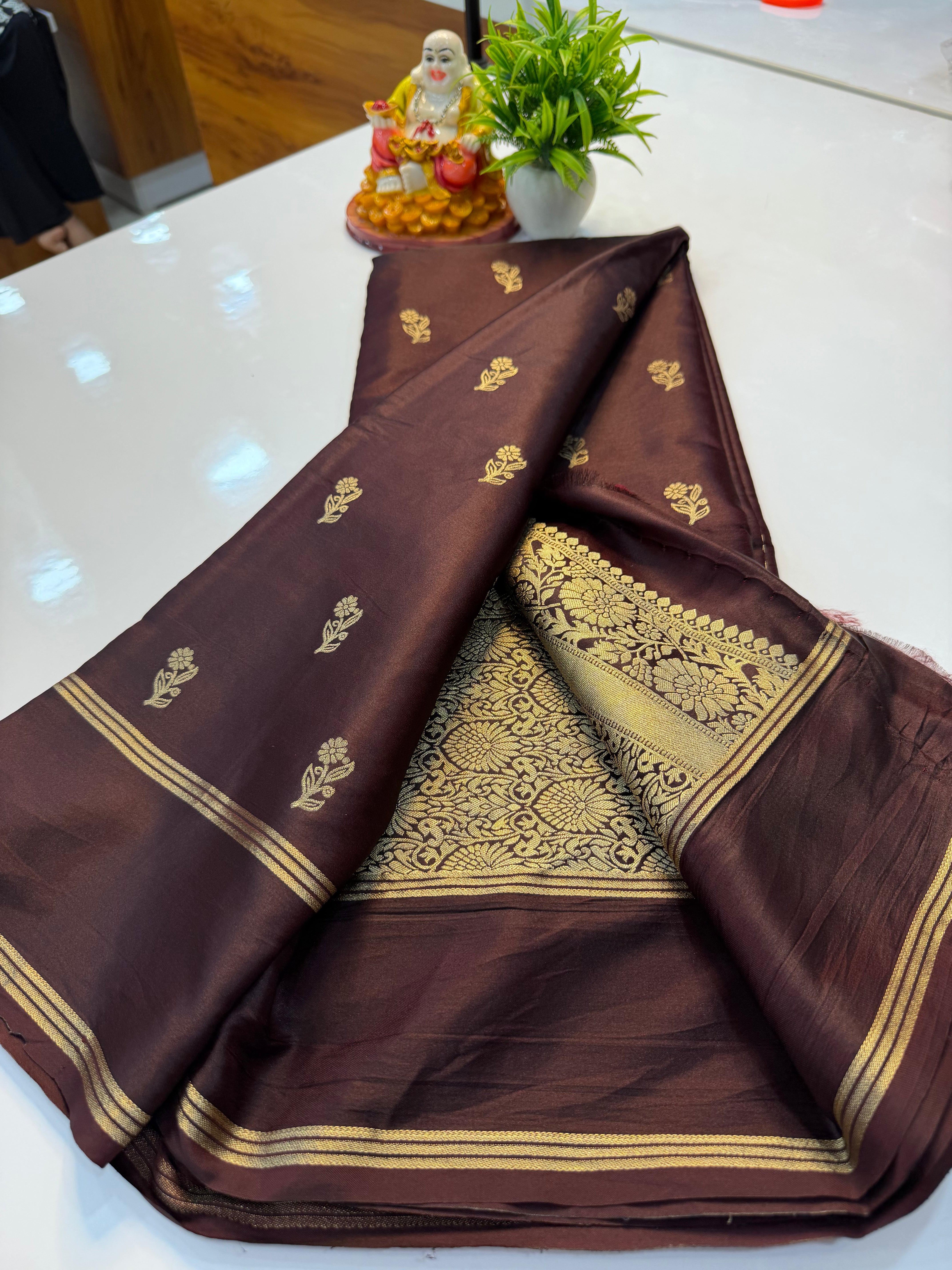 Premium Gajji Silk Saree with Buttas & Rich pallu ….