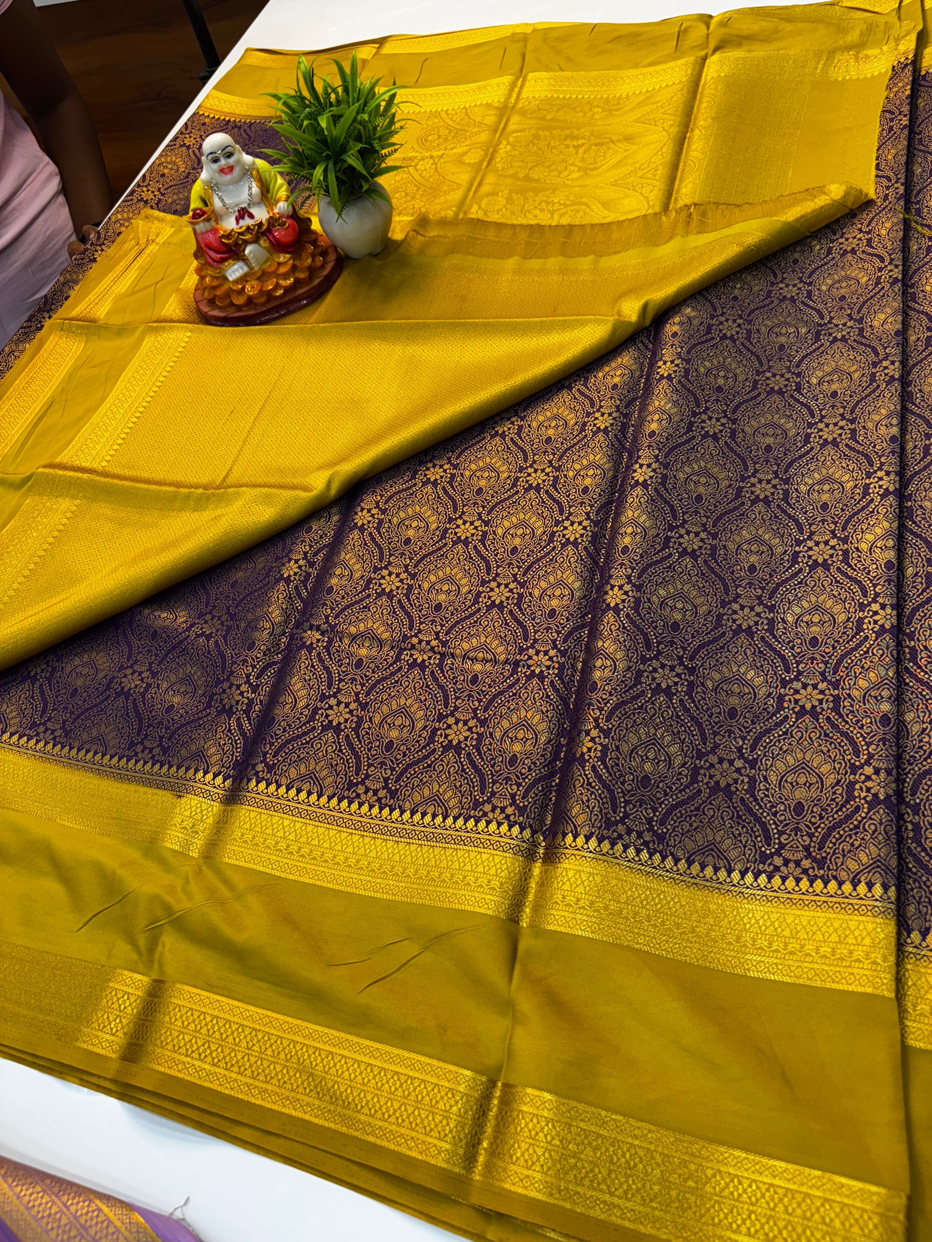 Premium Mysore Crepe Silk Saree with Bentex Border & Brocade Design