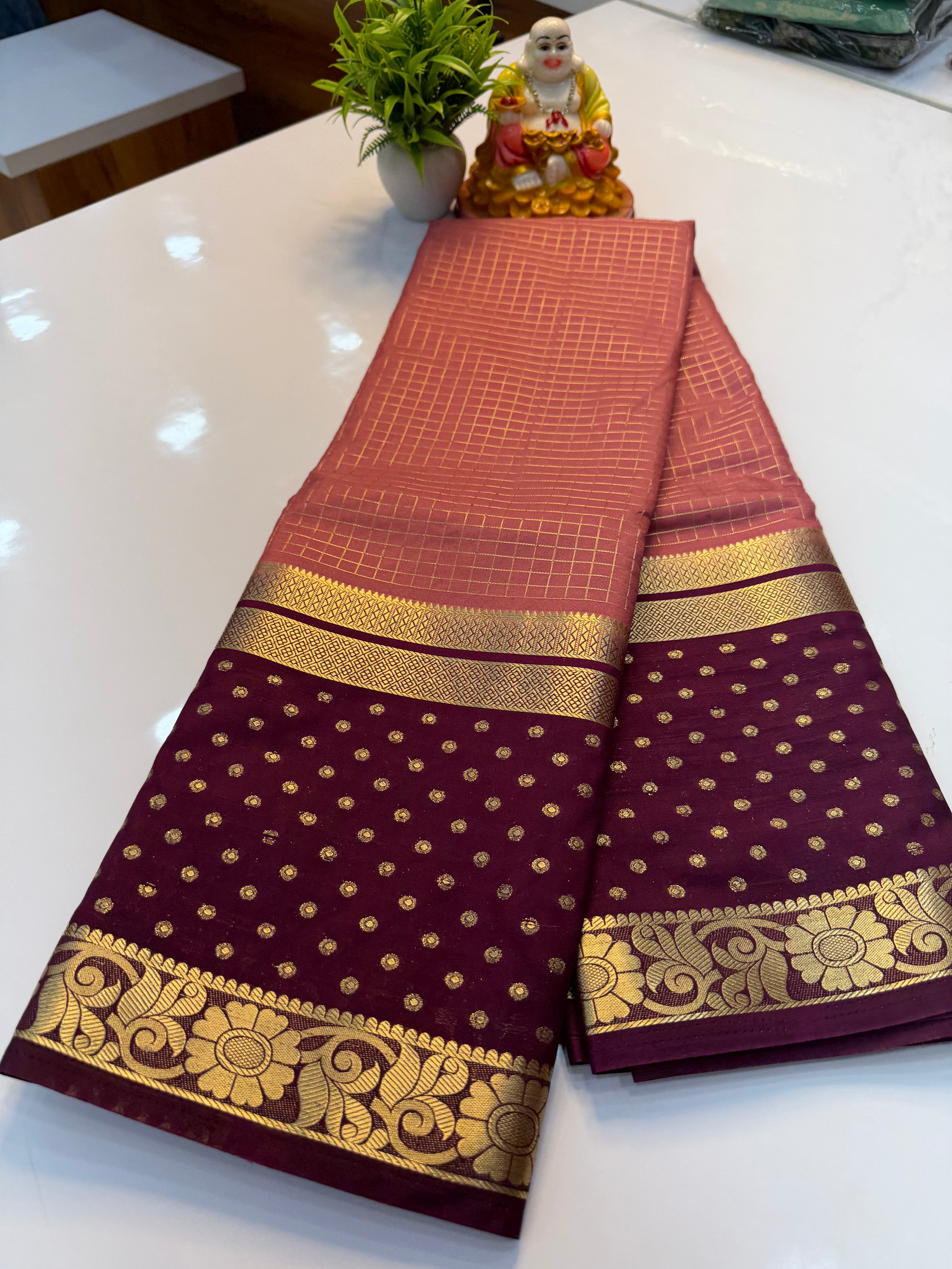 Premium Mysore Crepe Silk Saree with Checks & Bindhi Border…