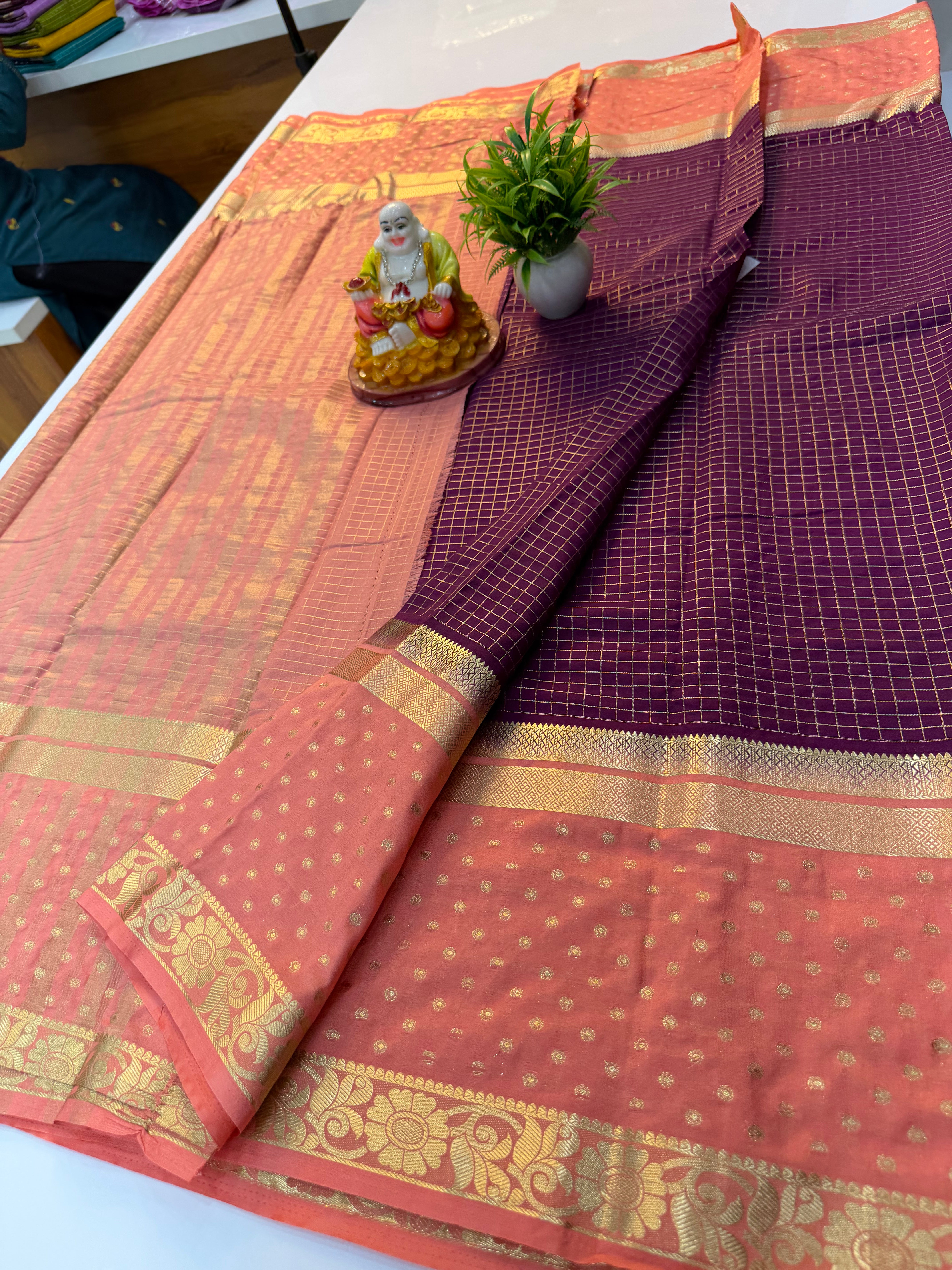 Premium Mysore Crepe Silk Saree with Checks & Bindhi Border…