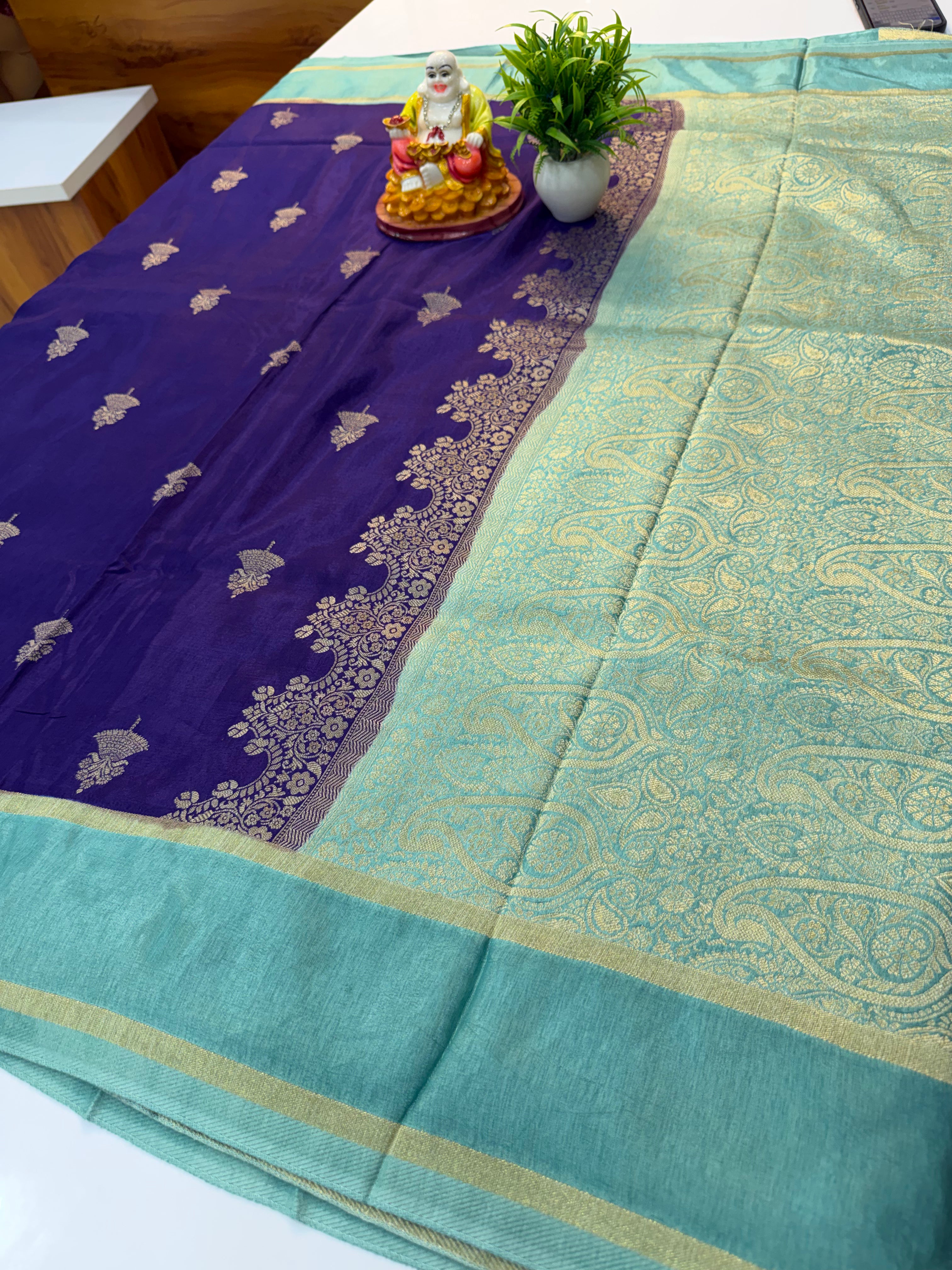 Premium Viscose Saree with Buttas & Rich Pallu …