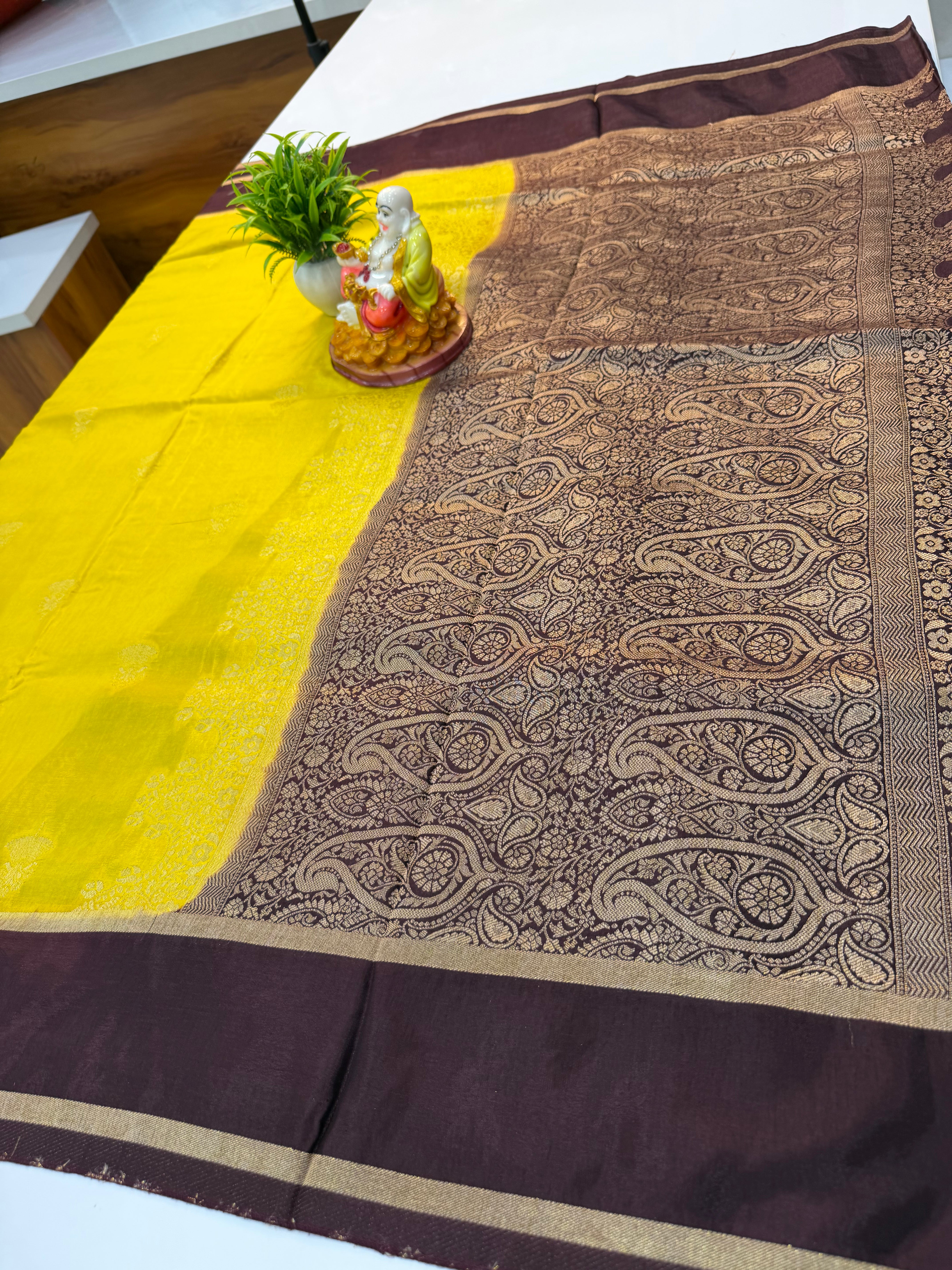Premium Viscose Saree with Buttas & Rich Pallu …