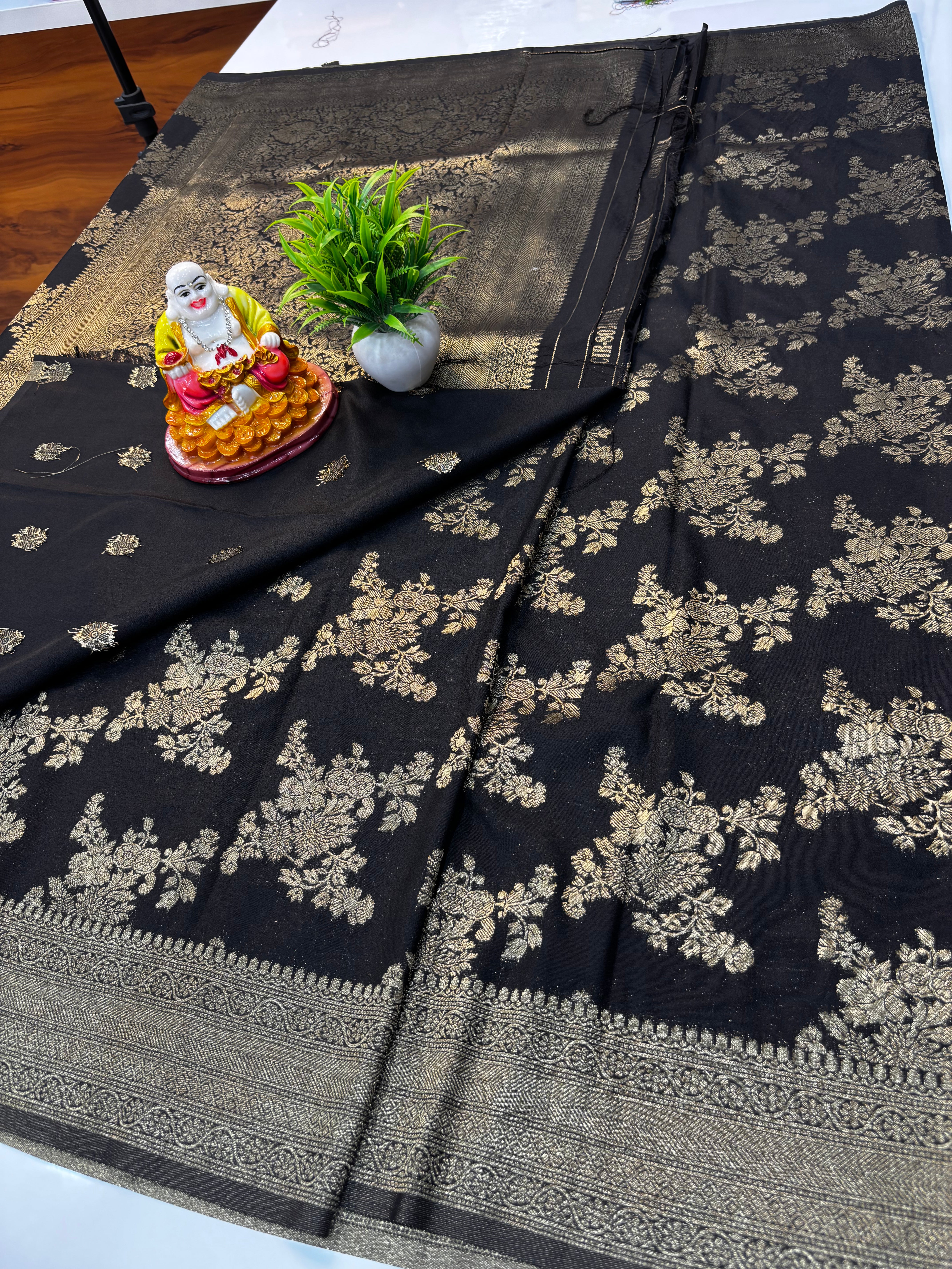 🌿 Georgette Saree with Jaal Pattern | Rich Pallu & Butta Blouse