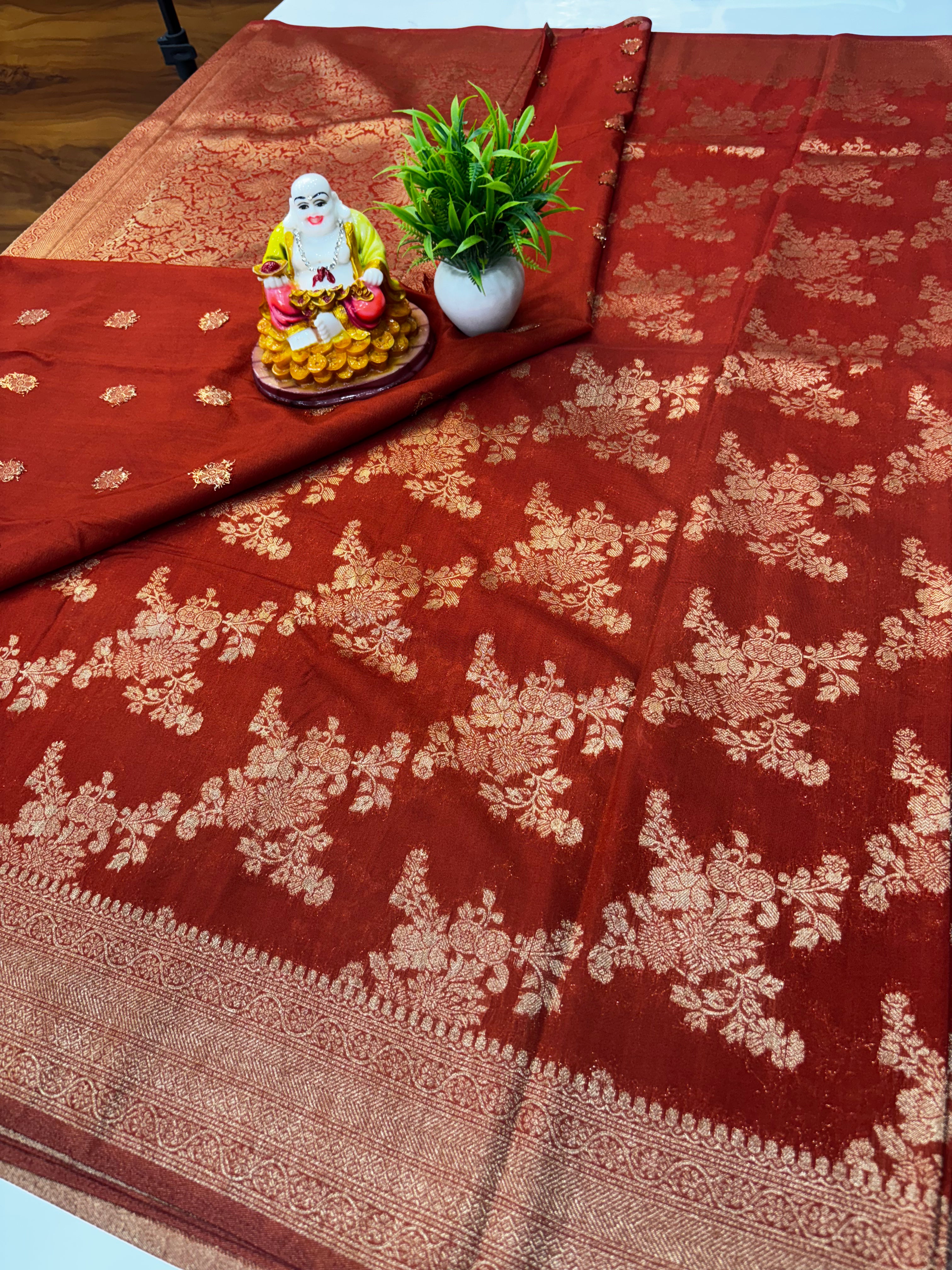 🌿 Georgette Saree with Jaal Pattern | Rich Pallu & Butta Blouse