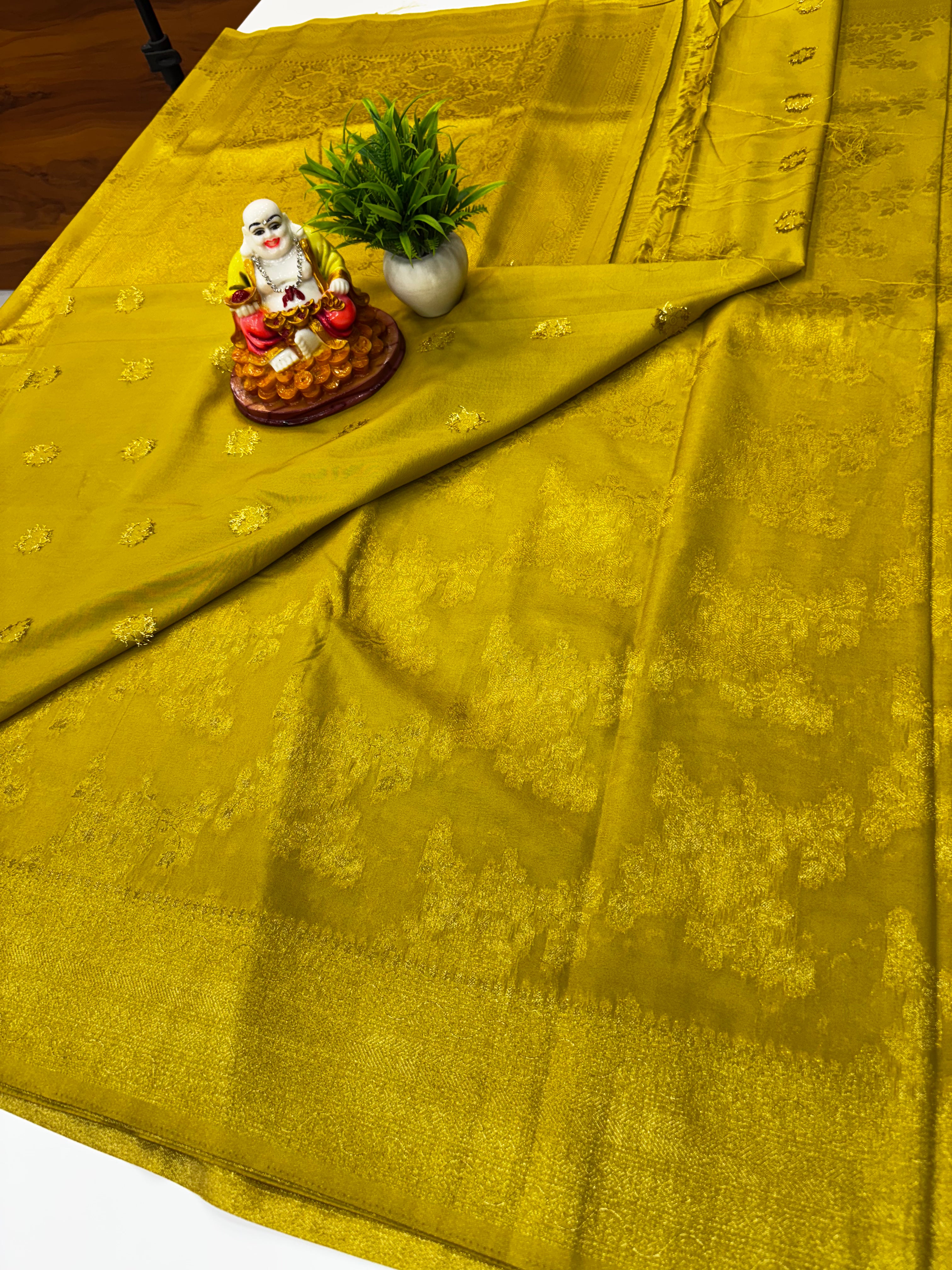 🌿 Georgette Saree with Jaal Pattern | Rich Pallu & Butta Blouse