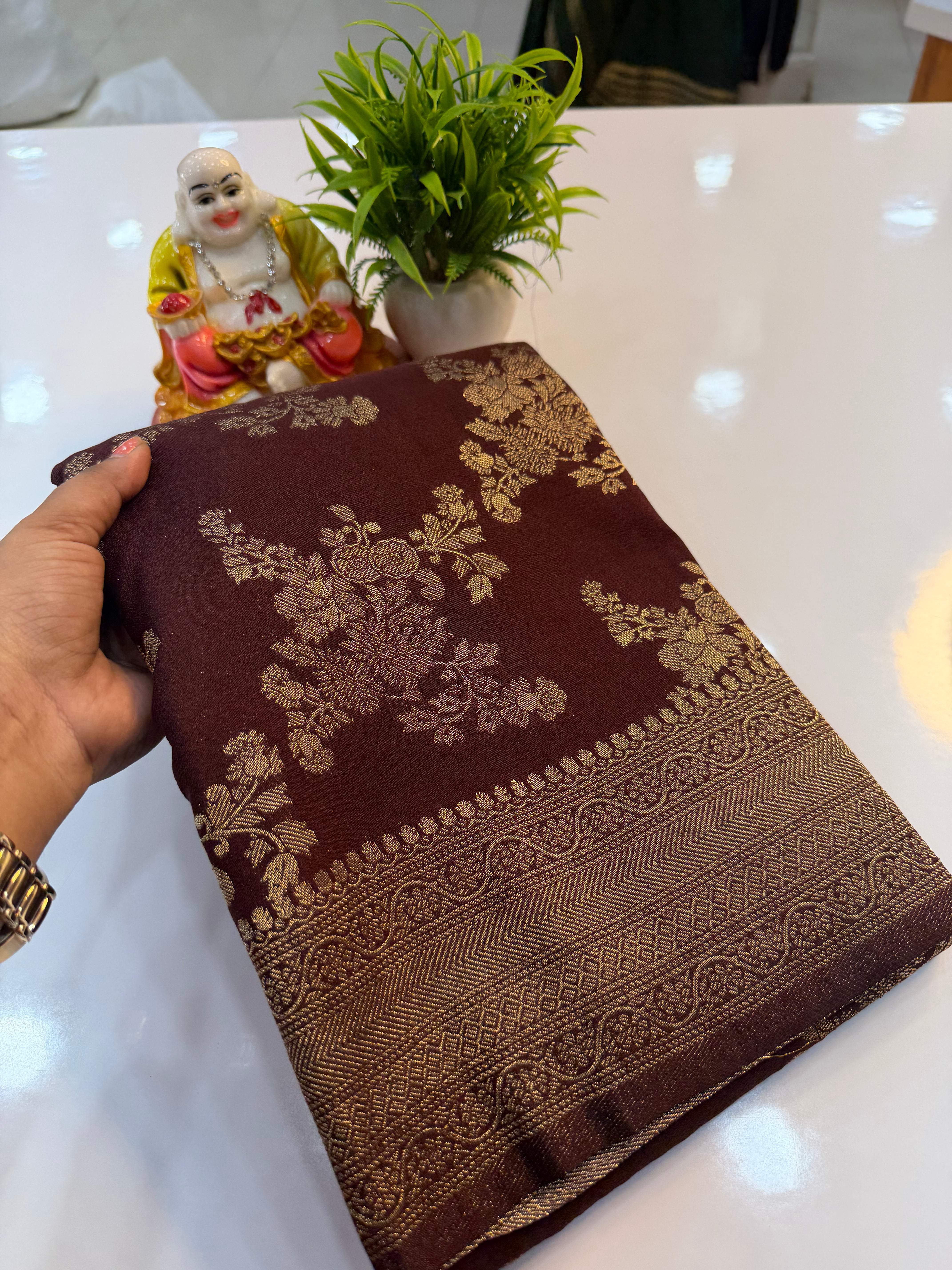 Premium Georgette Saree with Jaal Pattern | Rich Pallu & Butta Blouse…