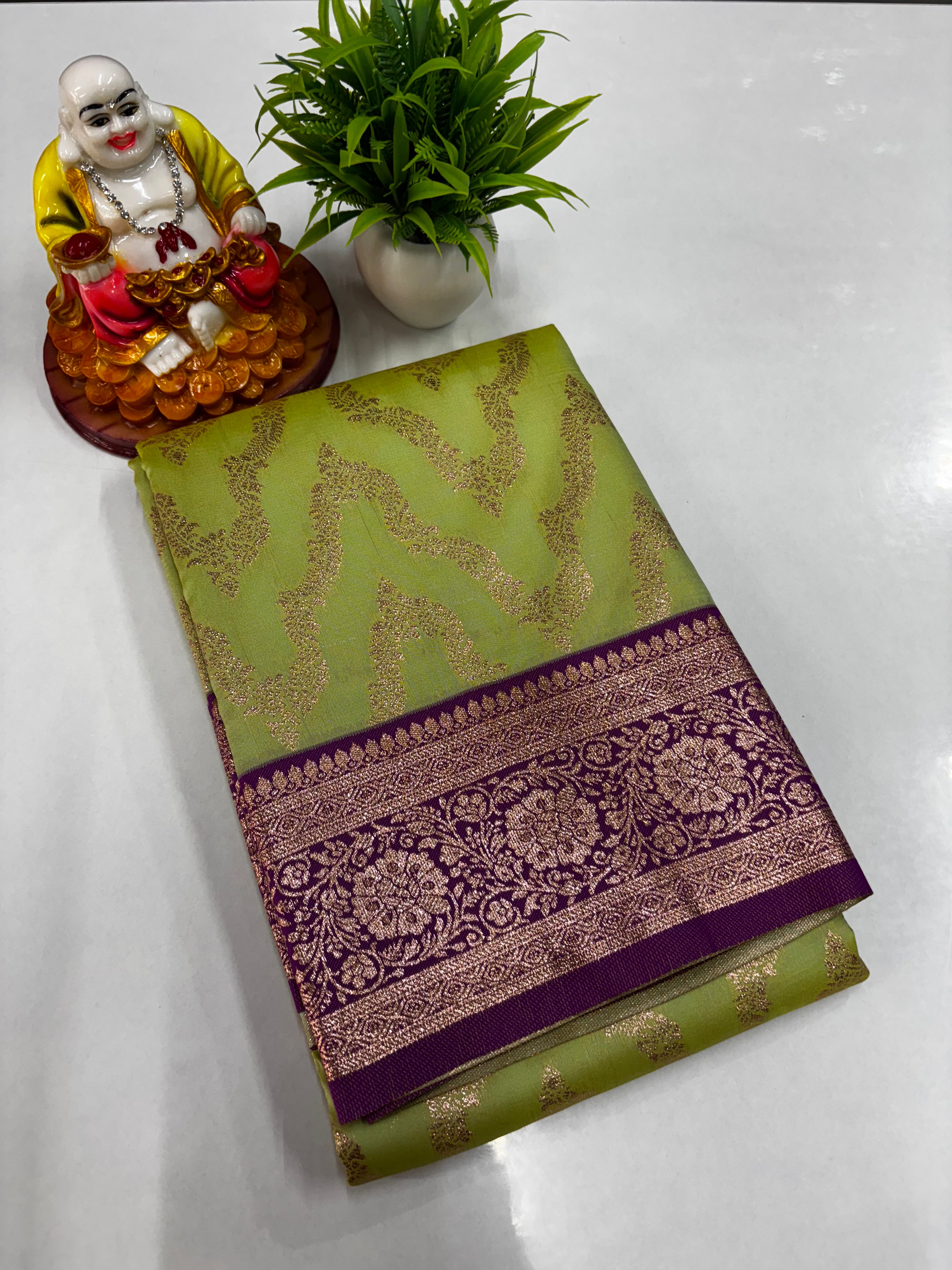 Elegant Saree with Necklace Design & Rich Shiny Pallu | Padmavathi Silks and Sarees