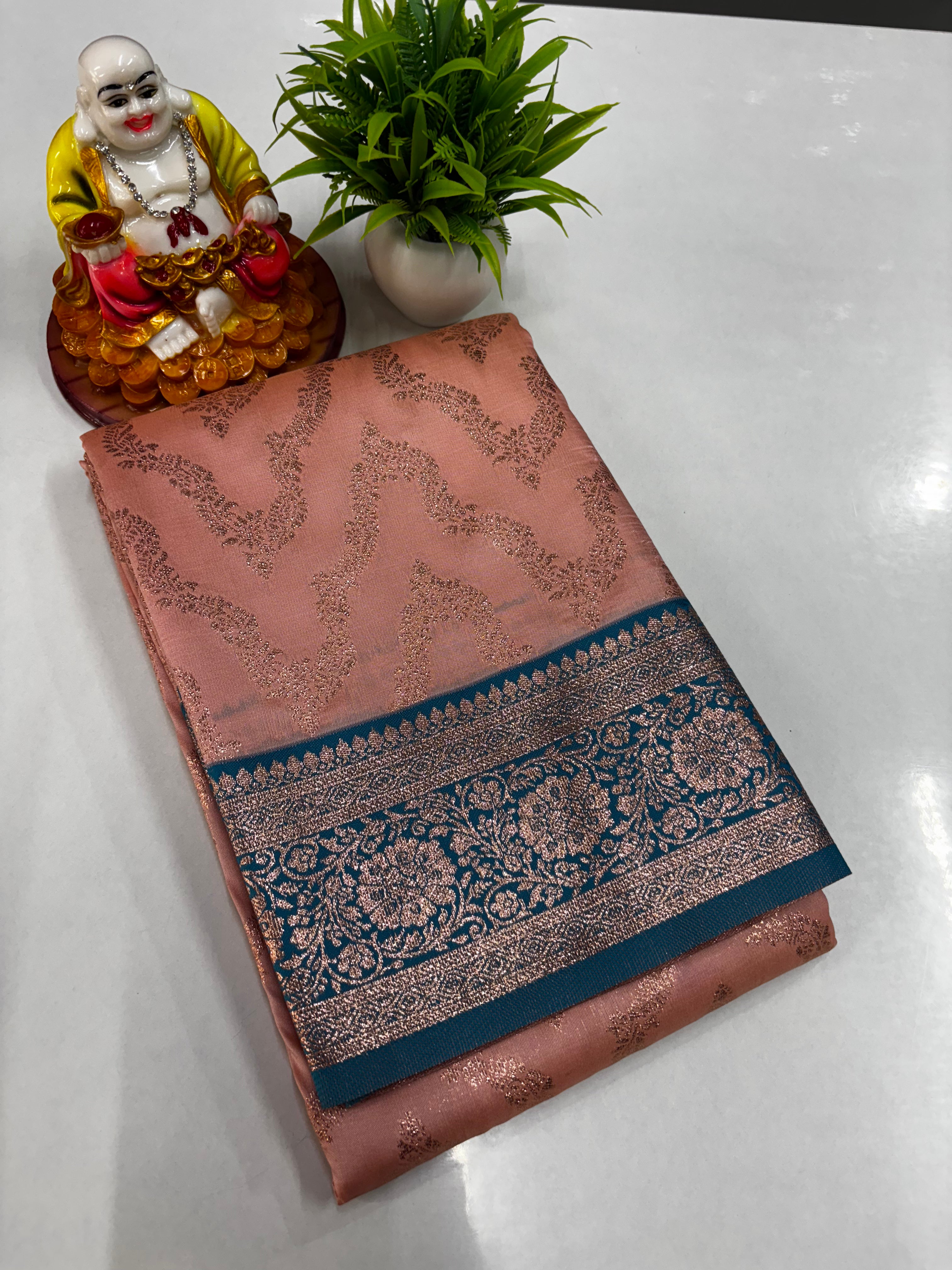 Elegant Saree with Necklace Design & Rich Shiny Pallu | Padmavathi Silks and Sarees