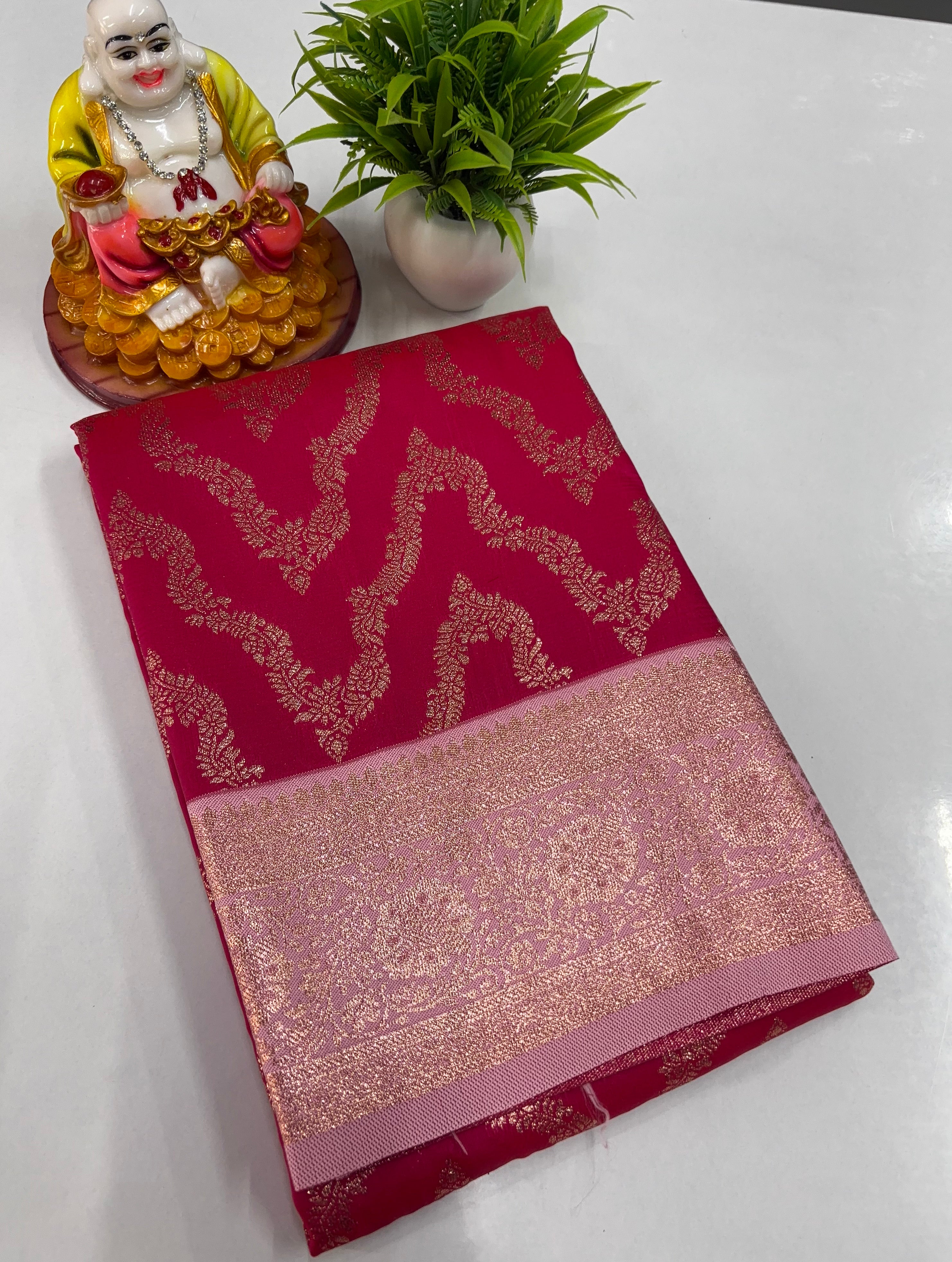 Elegant Saree with Necklace Design & Rich Shiny Pallu | Padmavathi Silks and Sarees
