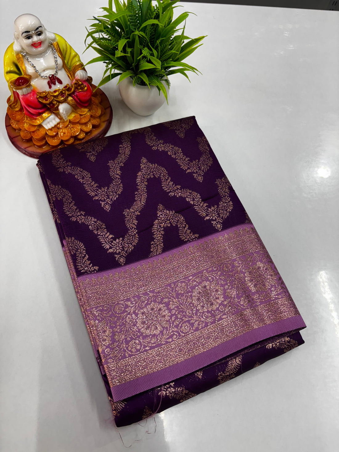 Elegant Saree with Necklace Design & Rich Shiny Pallu | Padmavathi Silks and Sarees