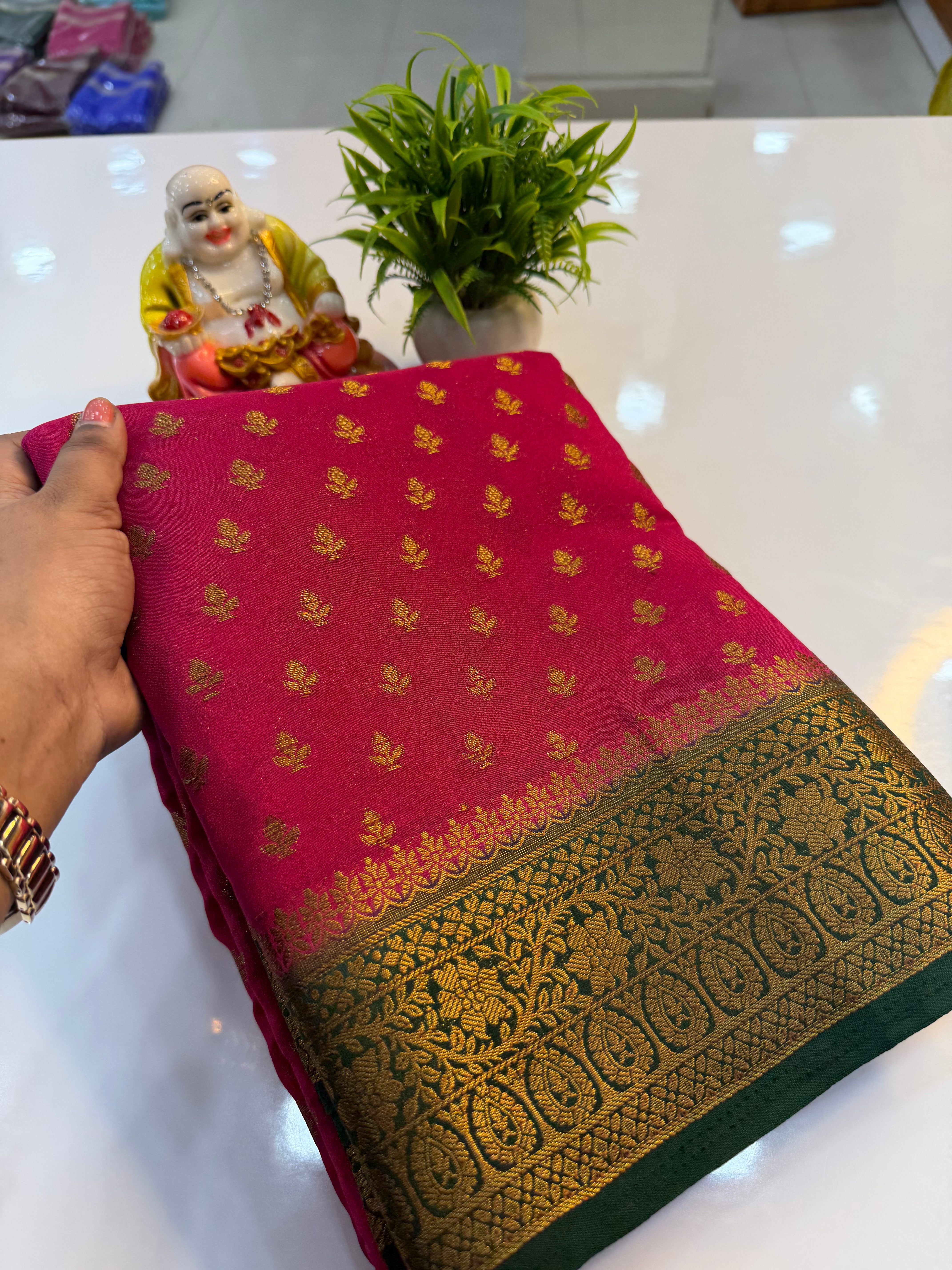 Premium Georgette Saree with Rich Pallu and brocade blouse…….