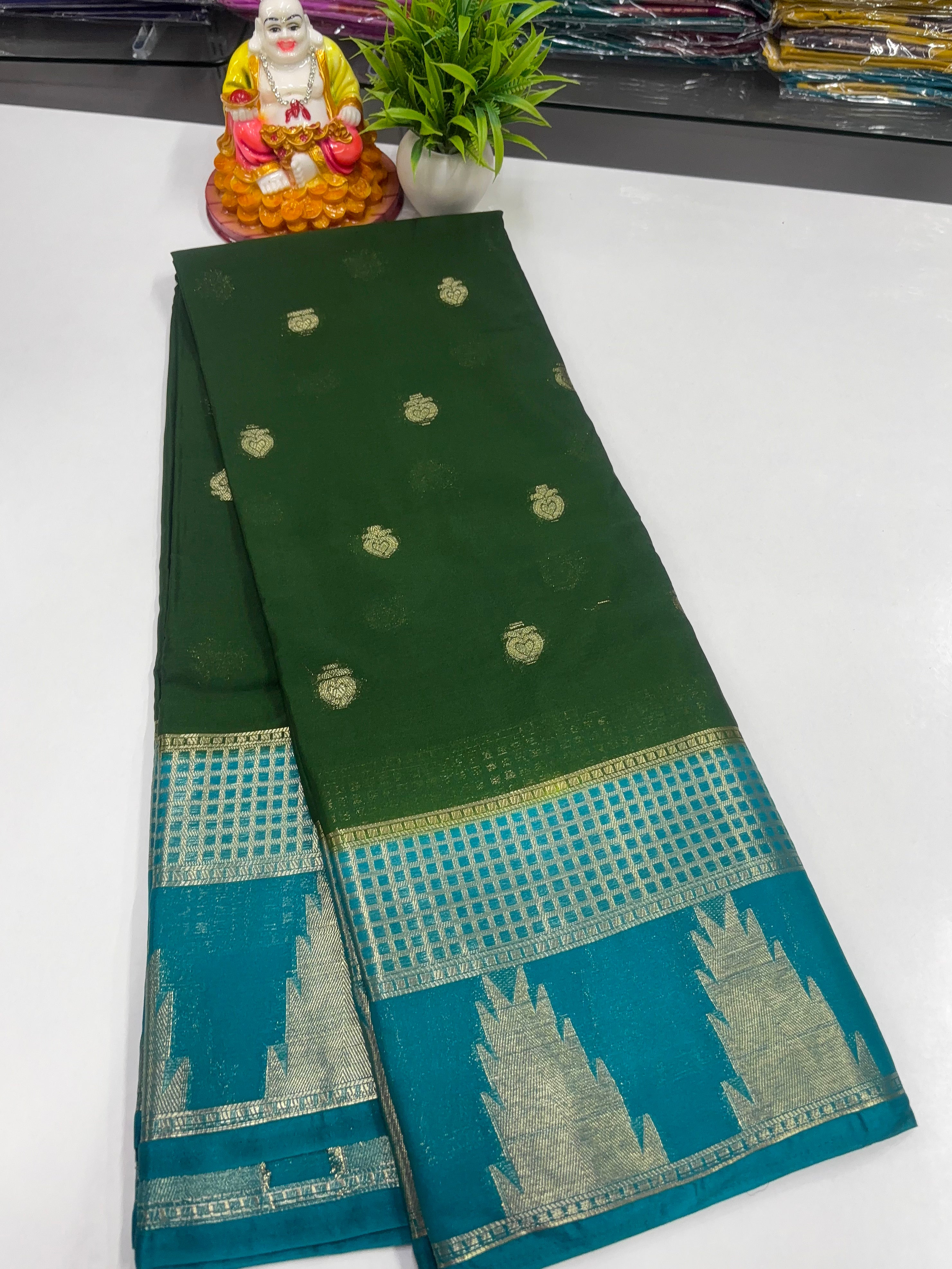Chiffon Saree with Elegant Temple Design & Buttas | Padmavathi Silks and Sarees