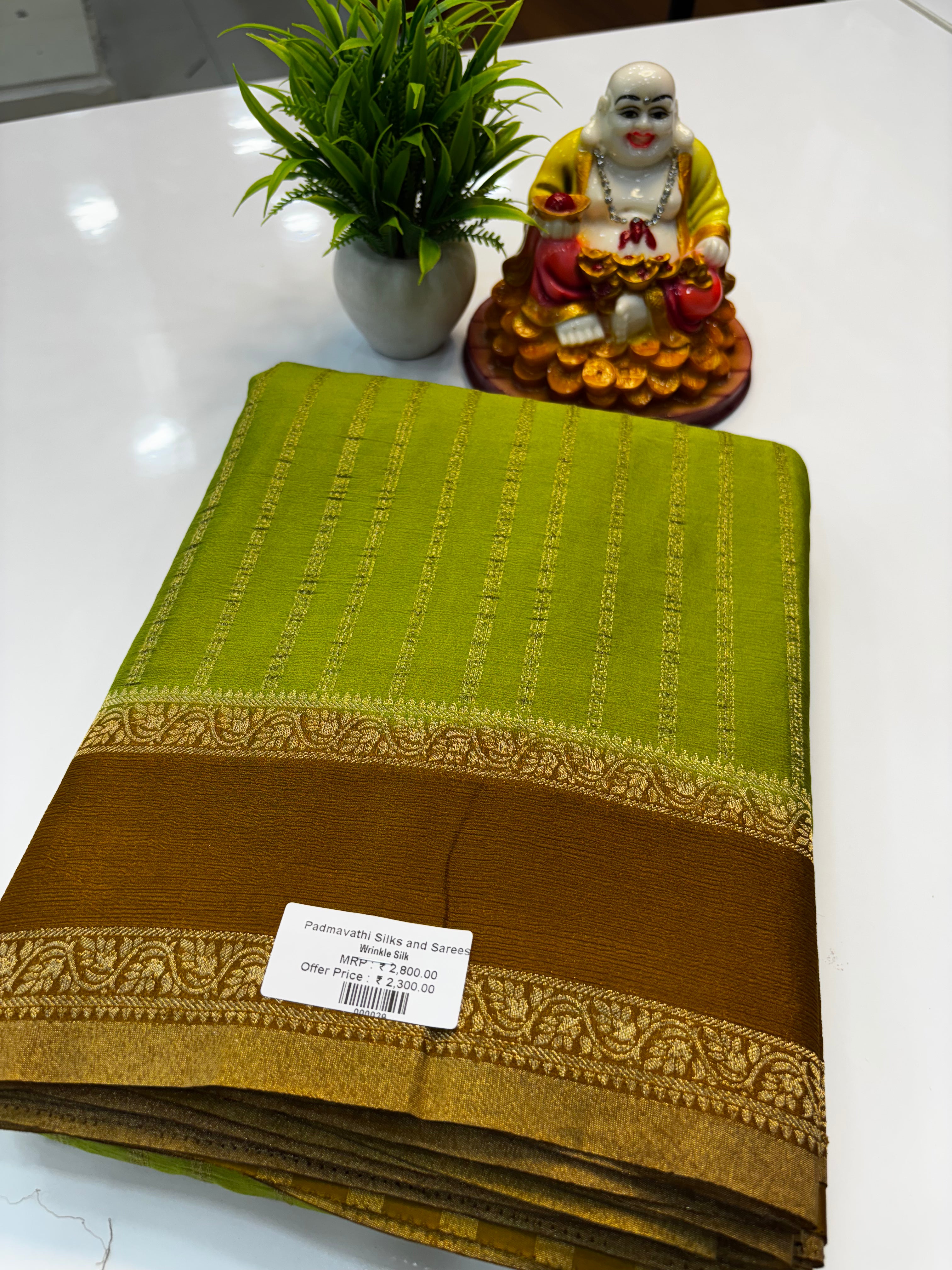 Premium Wrinkle Crepe Silk Saree with Stripes &amp; Butta Blouse | Padmavathi Silks and Sarees