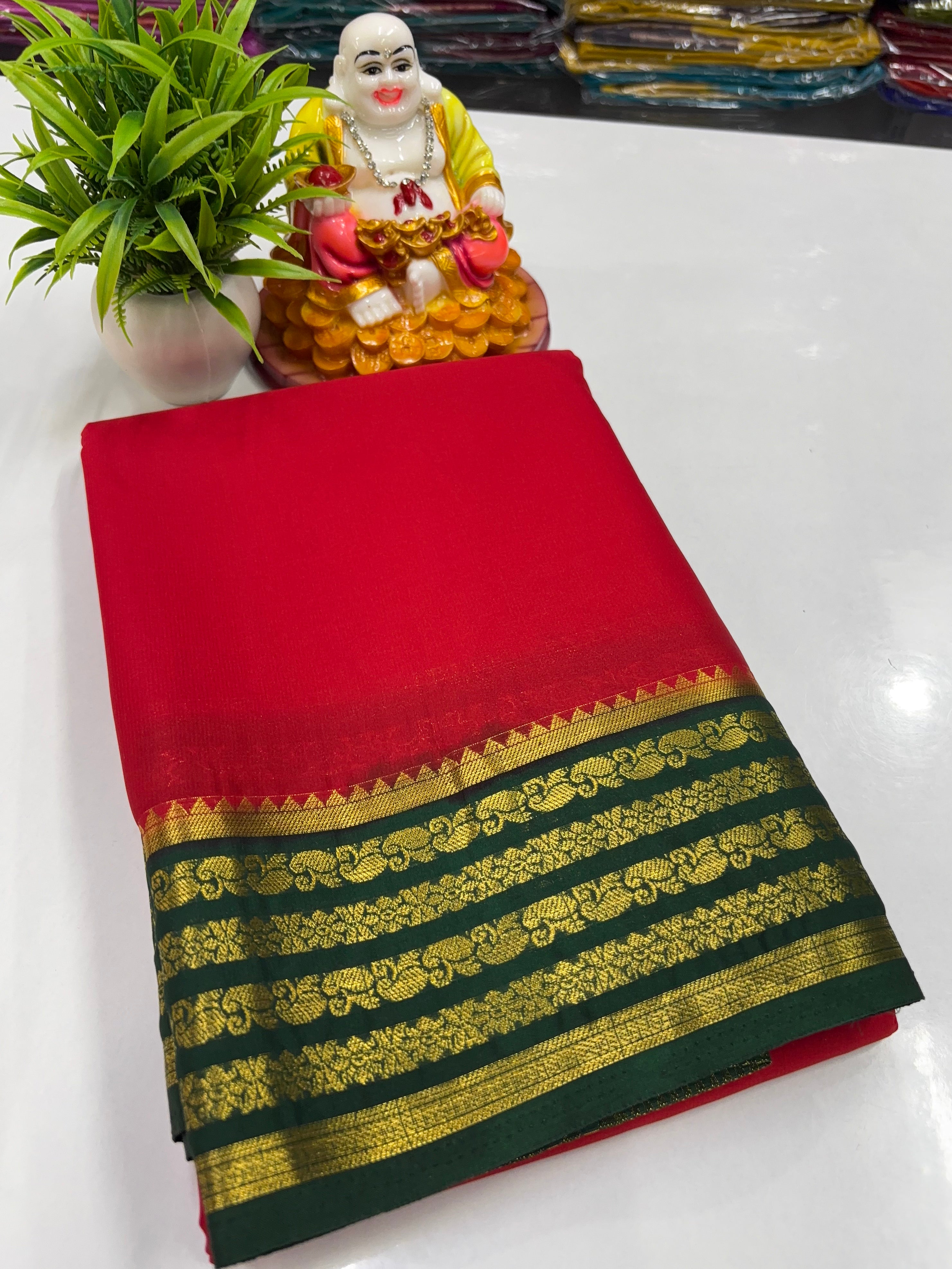 Mysore Crepe Silk Saree with Elegant Contrast Design | Padmavathi Silks and Sarees