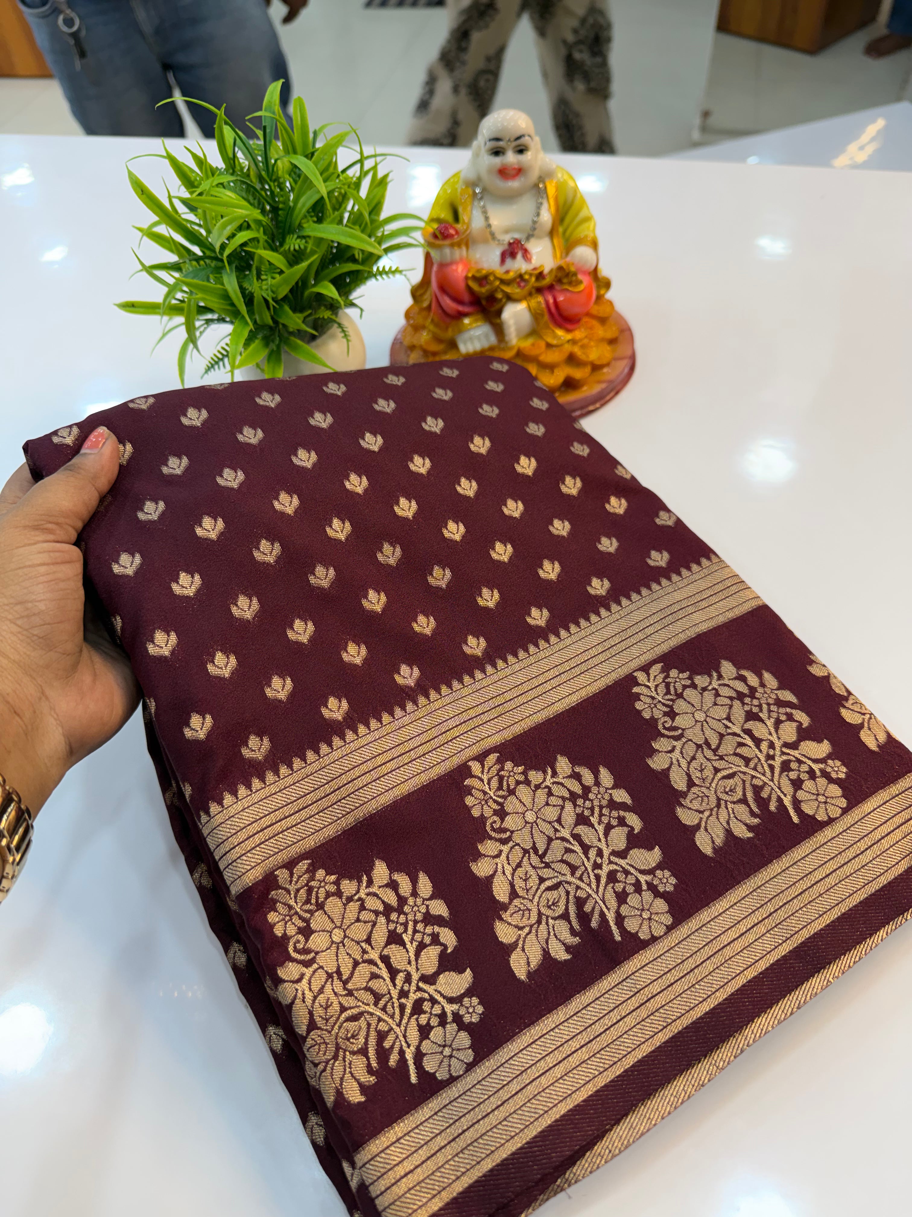 Premium Georgette Saree with Butta Design and Rich Pallu….