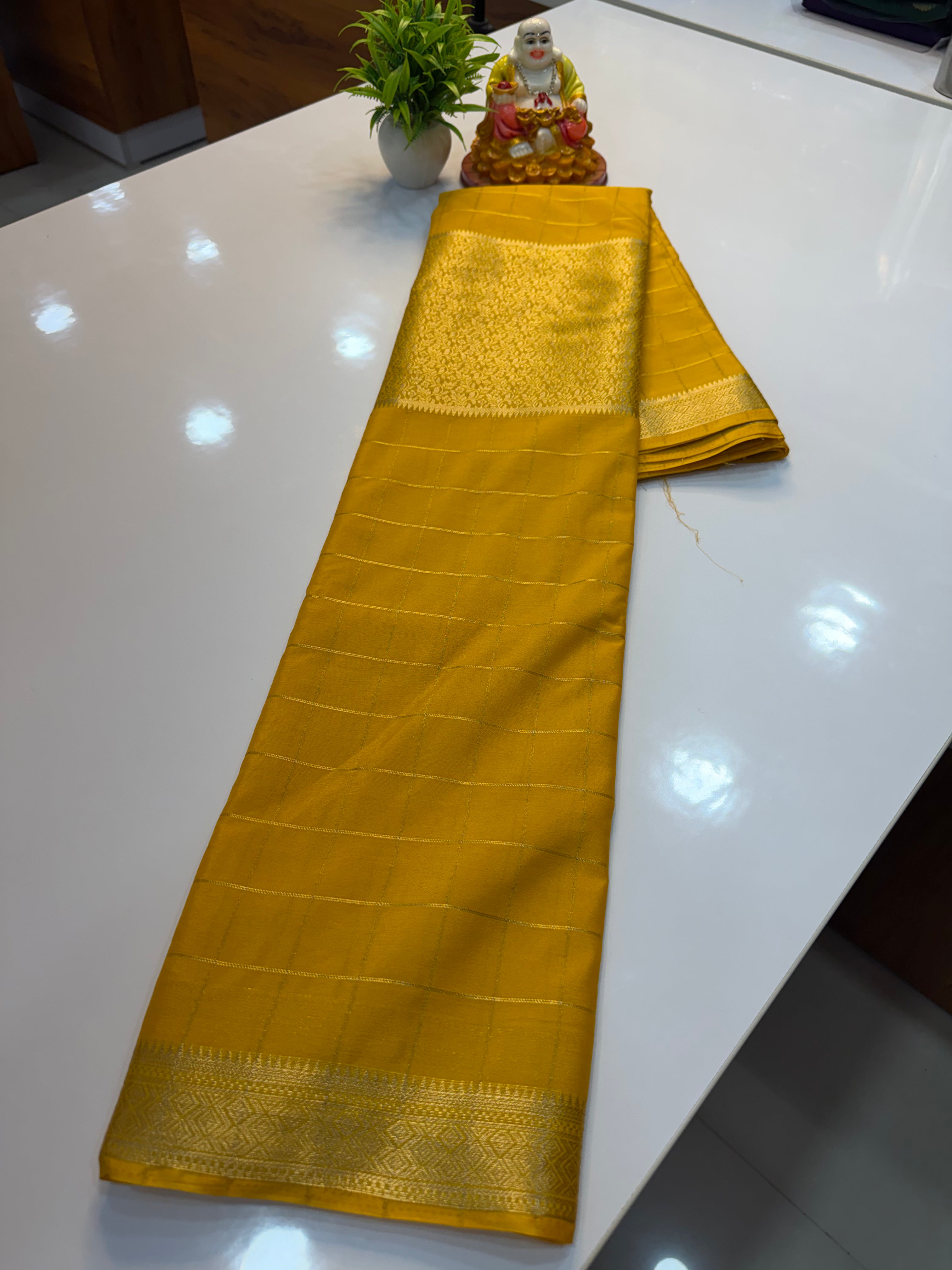 Premium Chiffon Saree with Checks & Brocade Pattern | Chit Pallu…