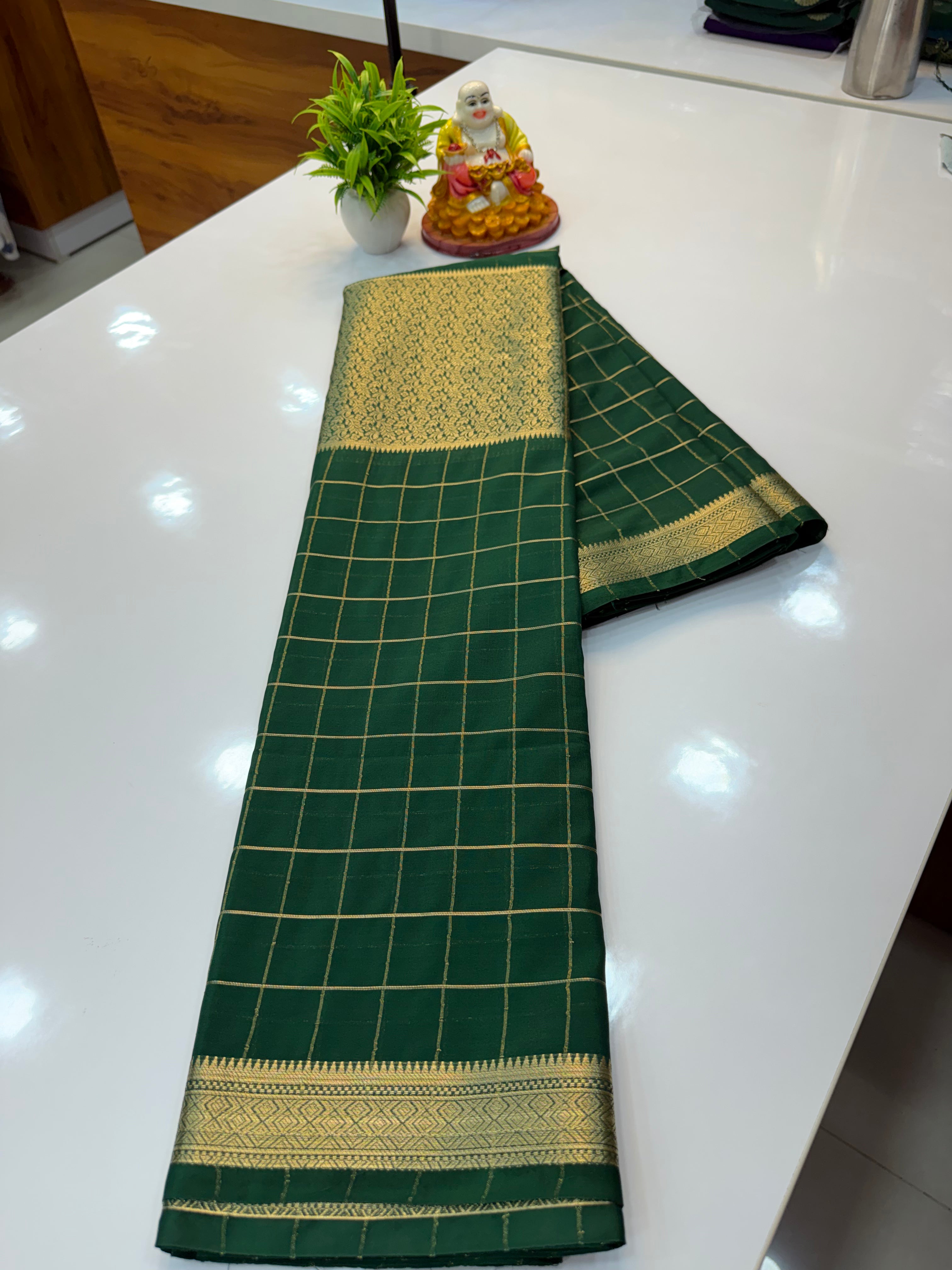 Premium Chiffon Saree with Checks & Brocade Pattern | Chit Pallu…