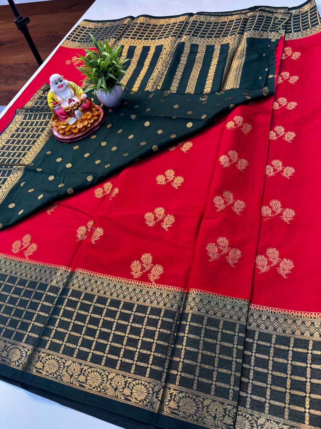 Premium Mysore Crepe Silk Saree with Rich Pallu &amp; Butta Blouse | Padmavathi Silks