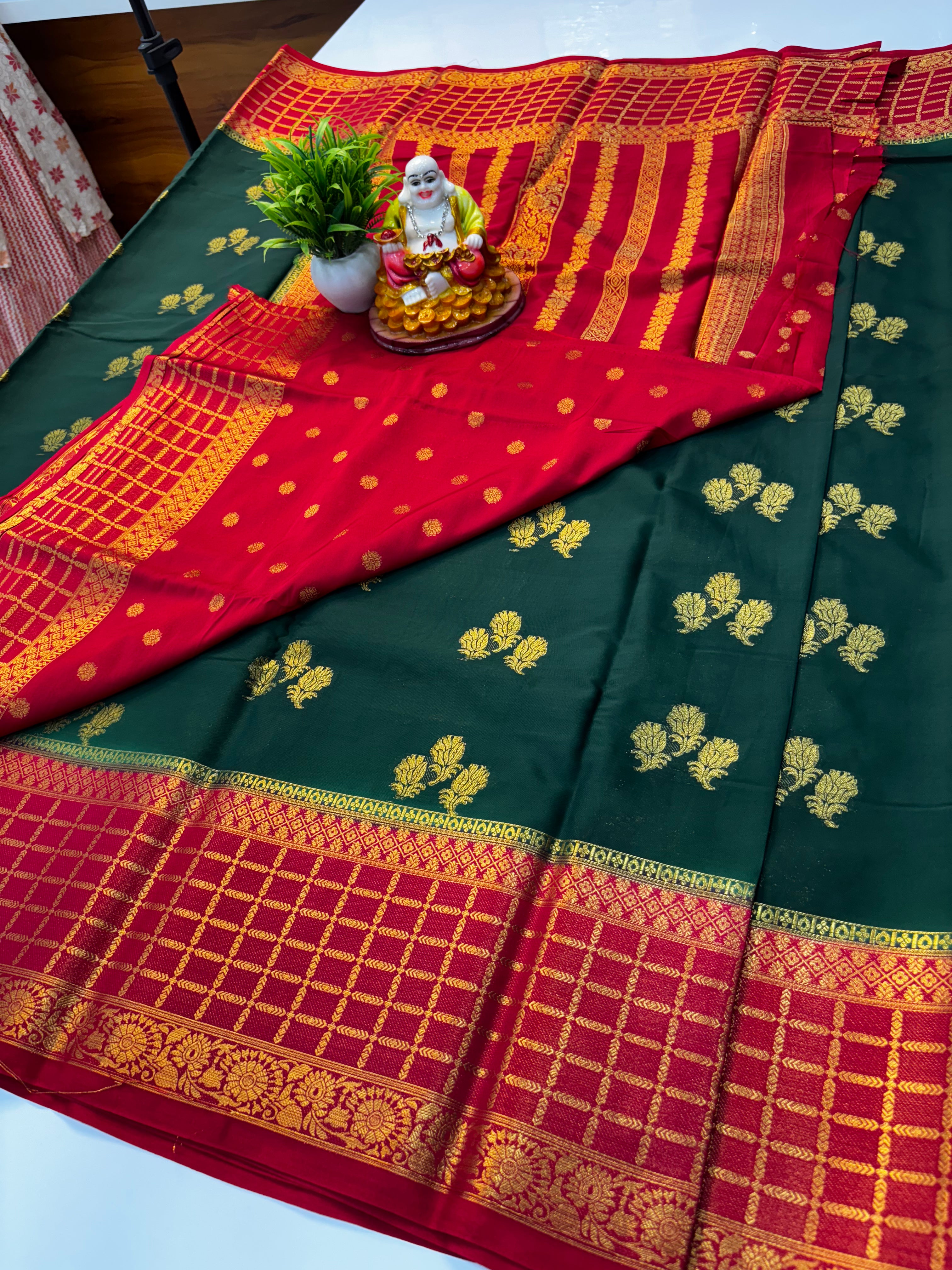 Premium Mysore Crepe Silk Saree with Rich Pallu &amp; Butta Blouse | Padmavathi Silks