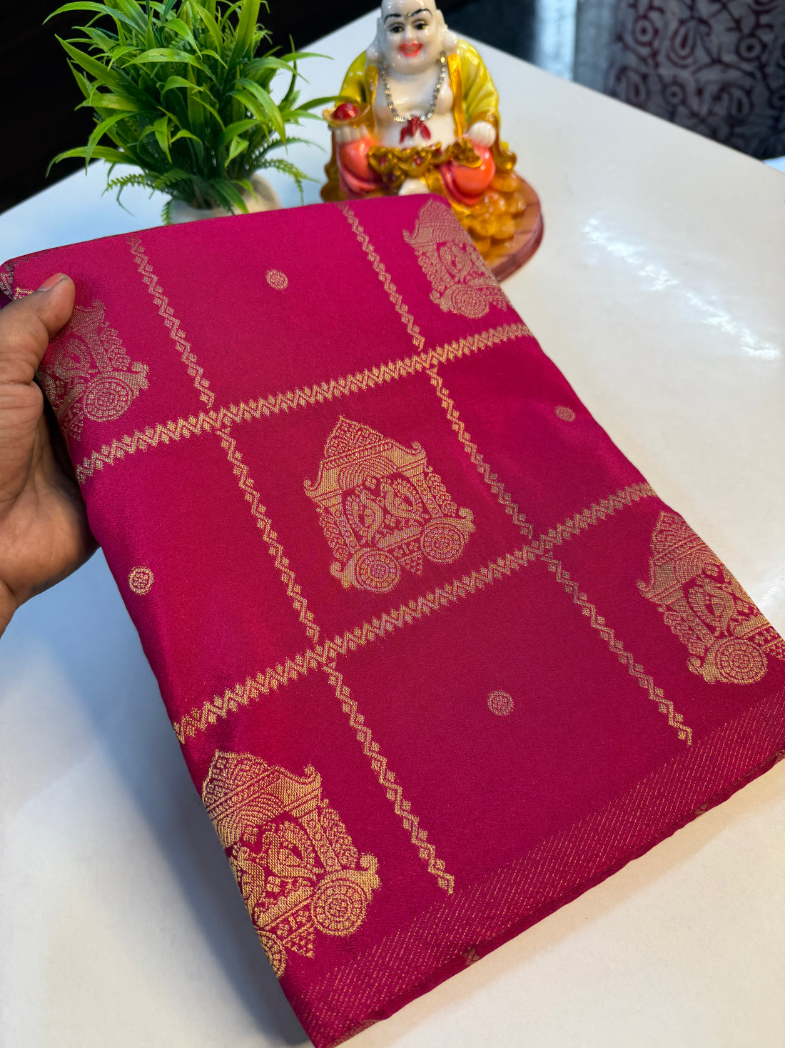 Premium Georgette Saree with Checks, Rich Pallu & Butta Blouse…