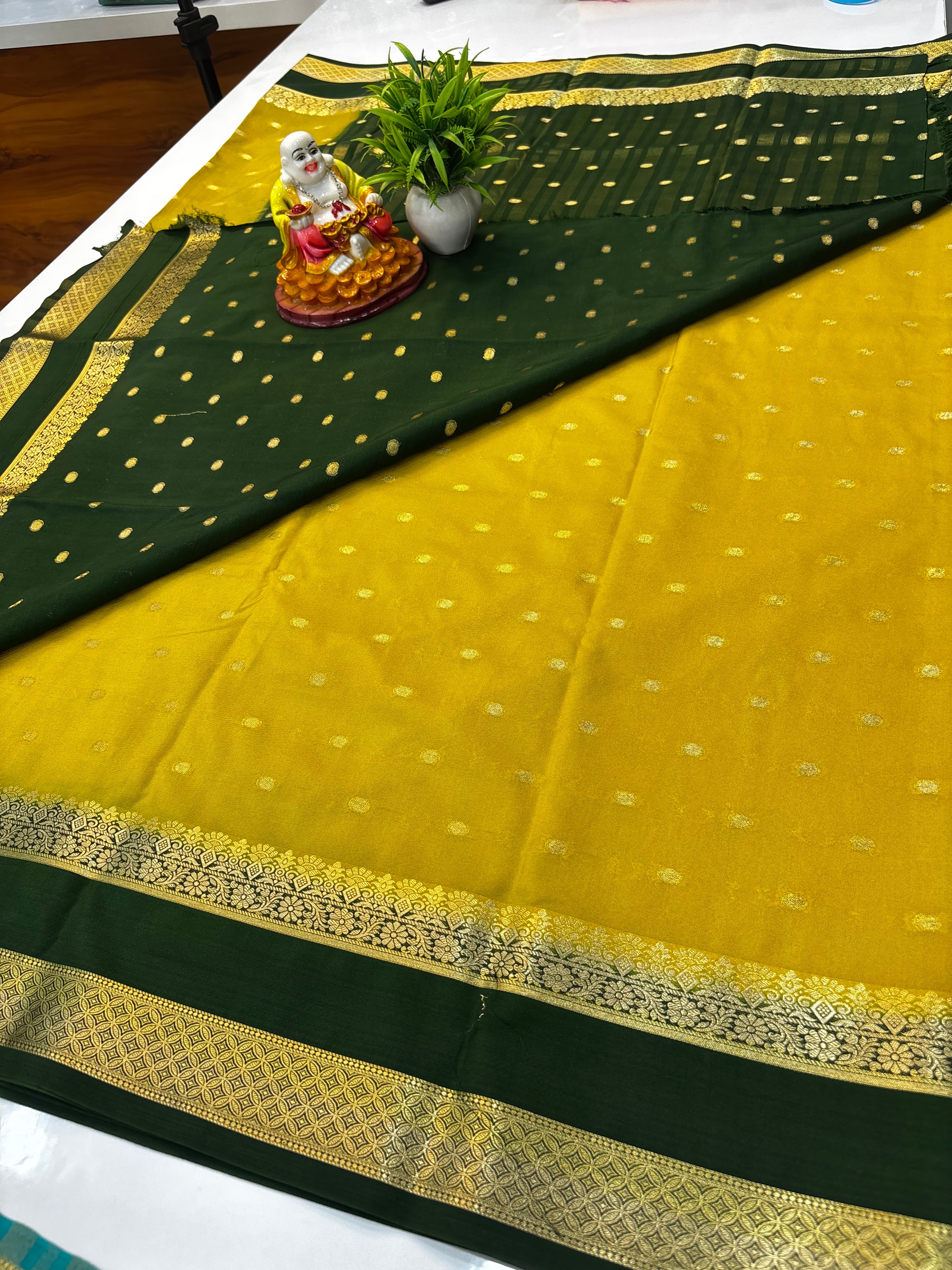 Mysore Crepe Silk Saree with Buttas & Rich Pallu | Padmavathi Silks and Sarees