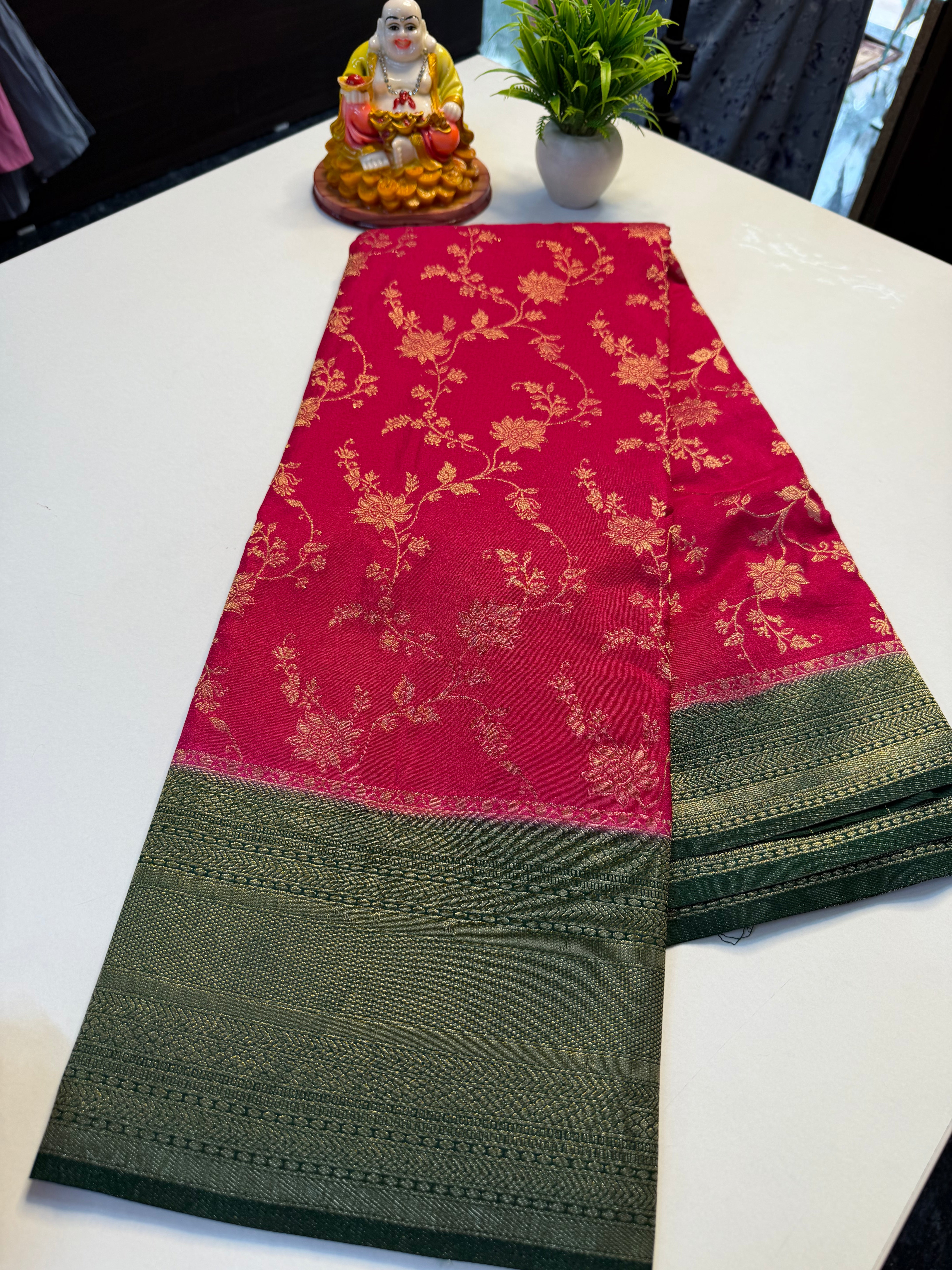 Premium Georgette Saree with Rich Pallu & Butta Blouse…