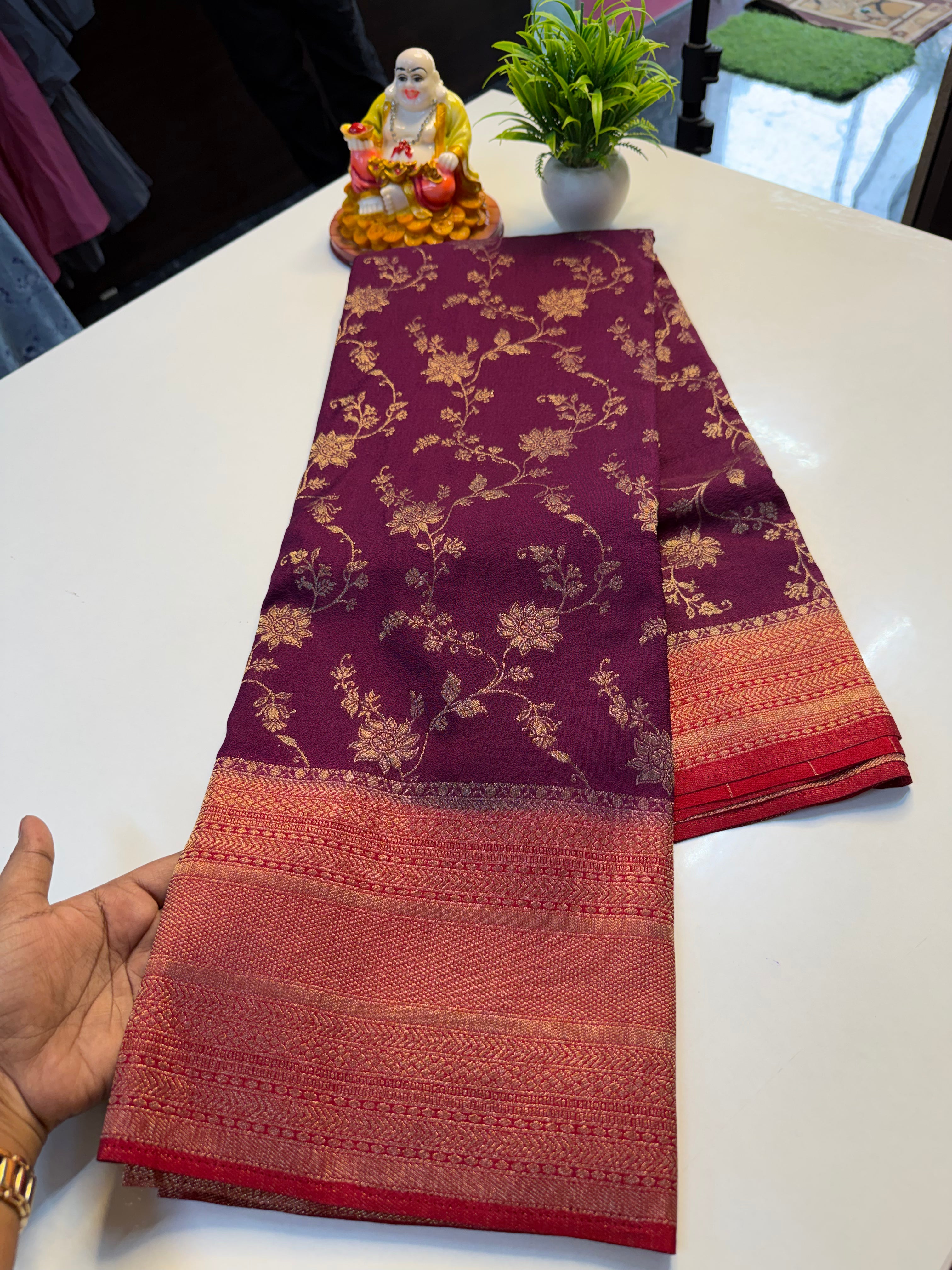 Premium Georgette Saree with Rich Pallu & Butta Blouse…