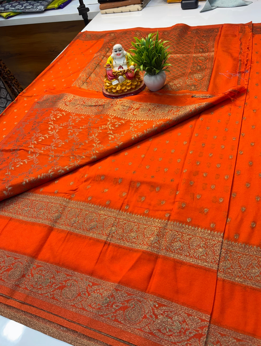 Premium Khaddi Georgette Saree with Rich Pallu & Meenakari Design Blouse