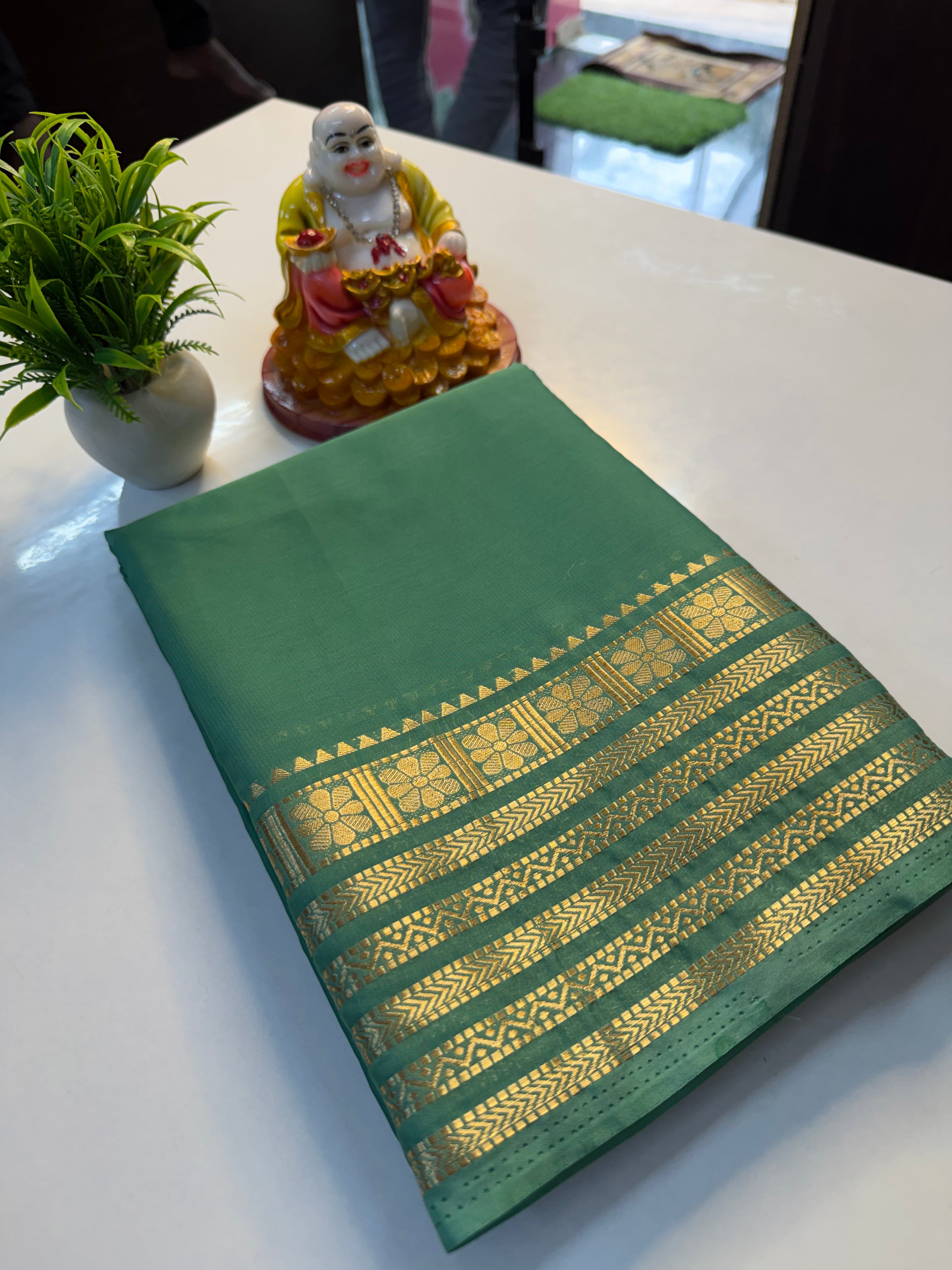 Premium Mysore Crepe Silk Saree with Golden Zari Border & Chit Pallu…