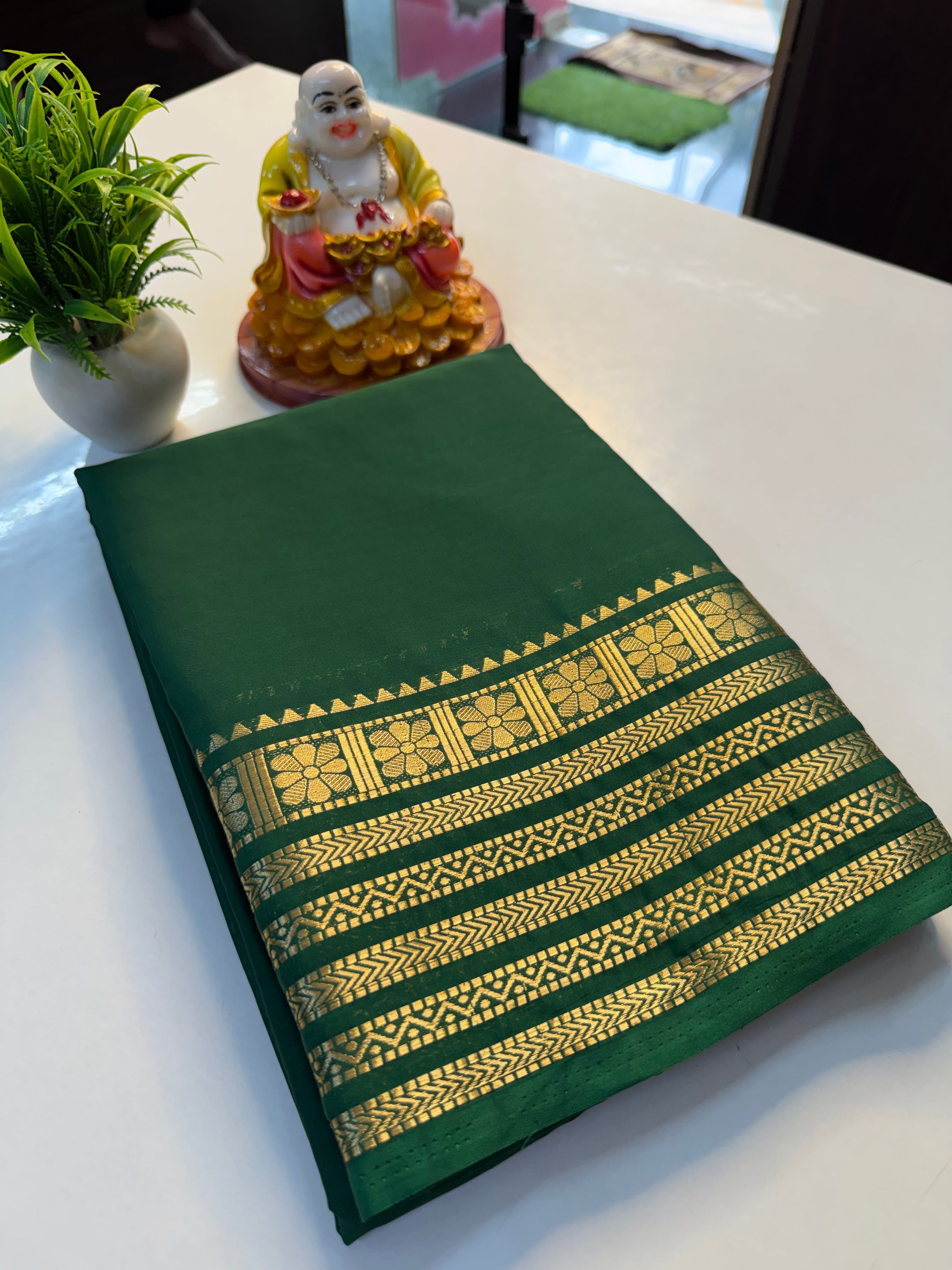 Premium Mysore Crepe Silk Saree with Golden Zari Border & Chit Pallu…